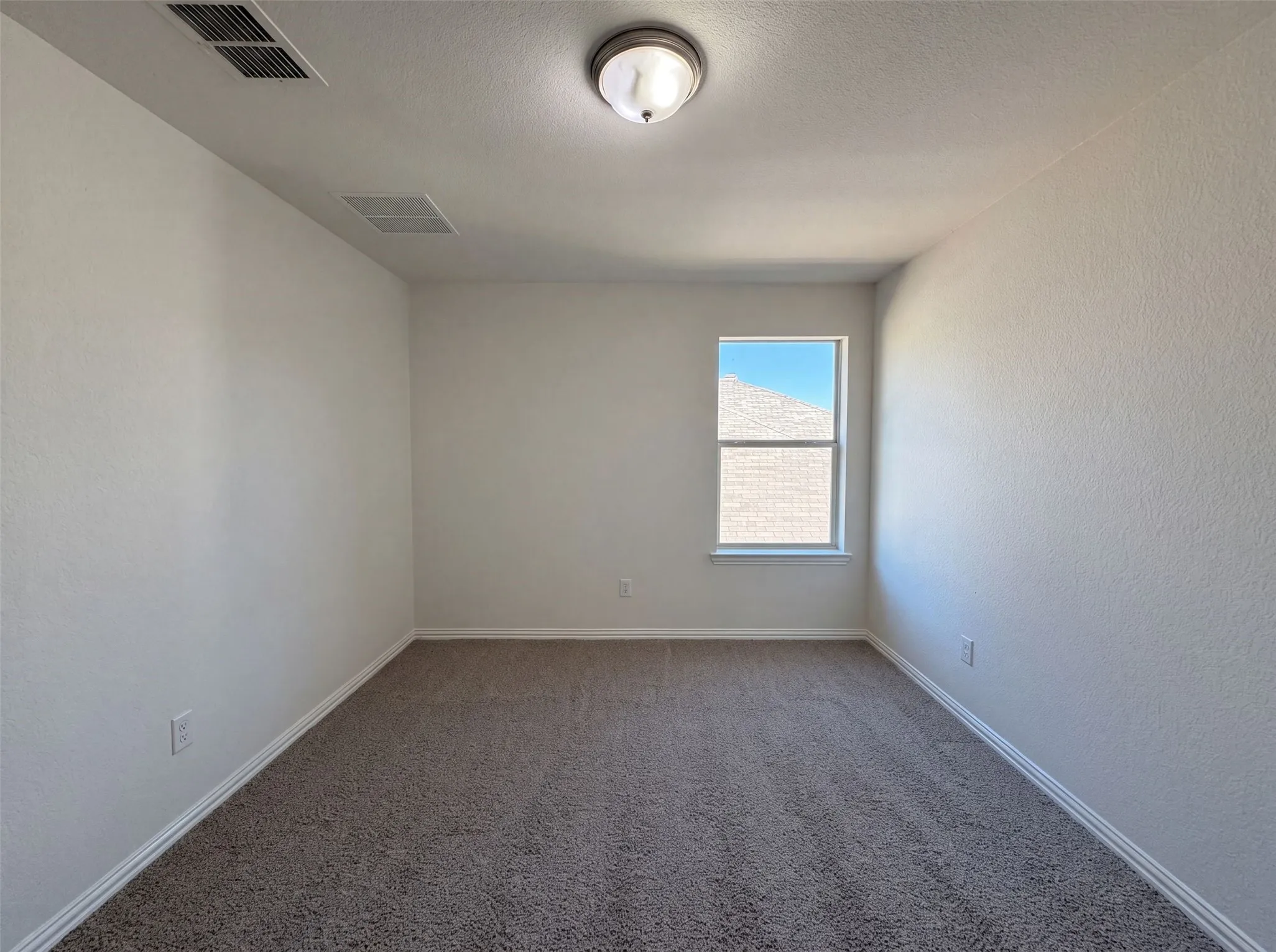 Single Family Residence For Sale in Denton County , 1421 Sparrow Drive, Little Elm, Texas 75068, 3 Bedroom, 3 Bathroom, 2 Garage spaces, 2,517 Sqft, built in 2007, mls#21336956, Real Estate Agent in Little Elm, Homes For Sale in Denton county, Homes For Sale in Little Elm, Realtor in Little Elm Texas, Real Estate Brokerage Independent Realty Texas, Luminita Cordes Realtor