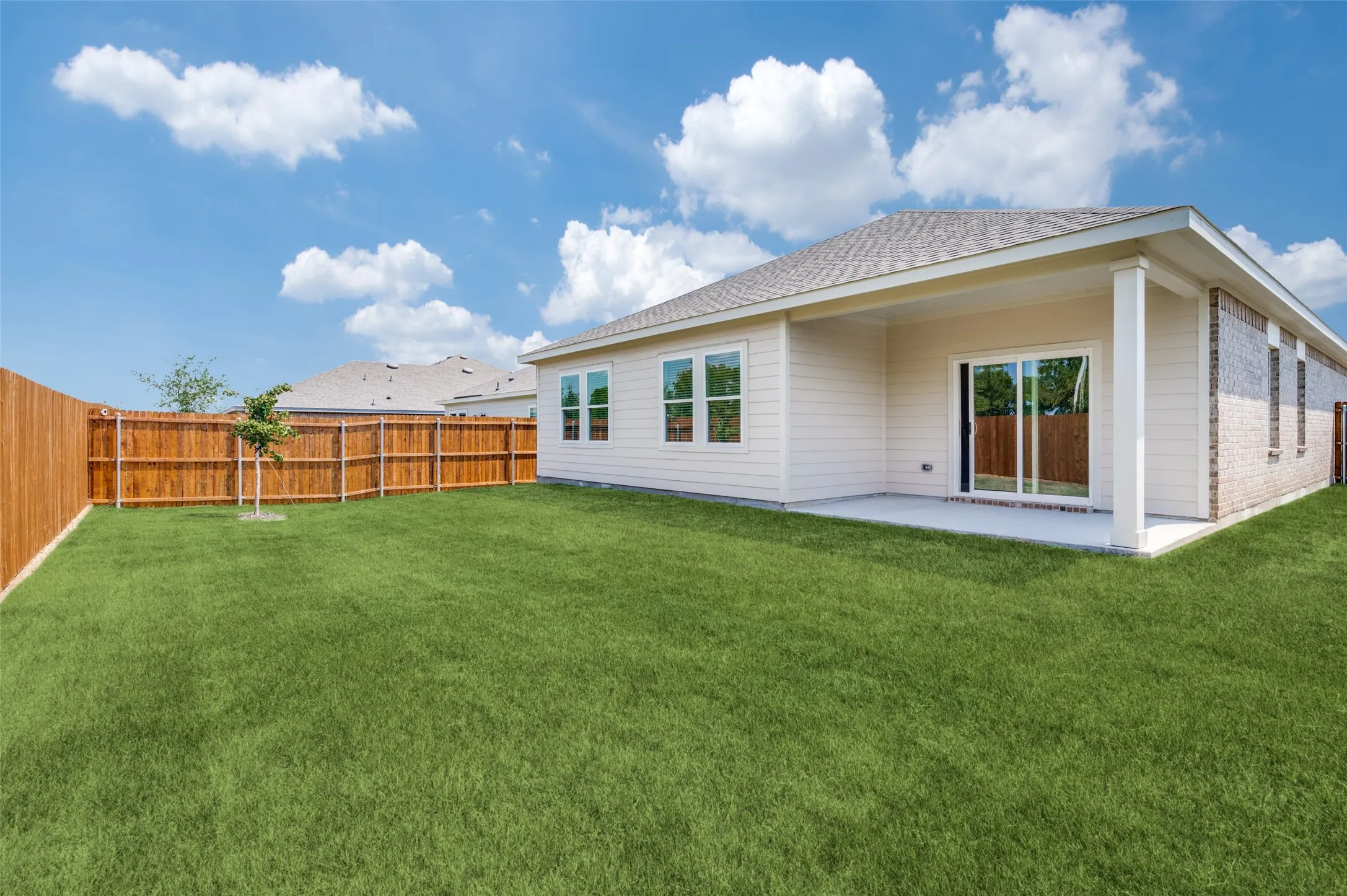 Single Family Residence For Rent in Tarrant County , 8201 Bufflehead Drive, Fort Worth, Texas 76179, 4 Bedroom, 2 Bathroom, 2 Garage spaces, 1,802 Sqft, built in 2024, mls#21336970, Real Estate Agent in Fort Worth, Homes For Rent in Tarrant county, Homes For Rent in Fort Worth, Realtor in Fort Worth Texas, Real Estate Brokerage Independent Realty Texas, Luminita Cordes Realtor