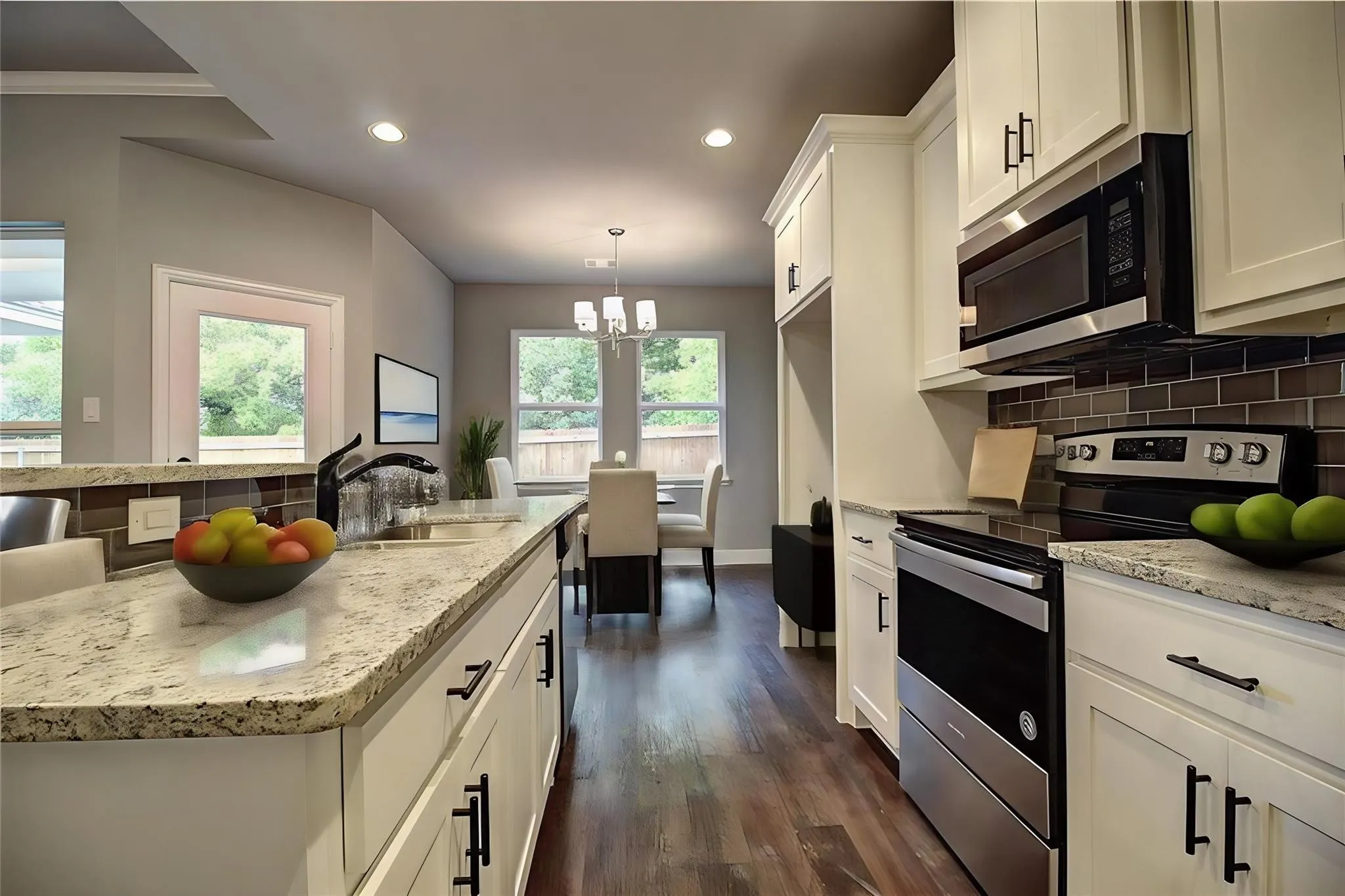 Single Family Residence For Sale in Ellis County , 305 Wyatt Street, Waxahachie, Texas 75165, 4 Bedroom, 2 Bathroom, 1 Garage spaces, 1,533 Sqft, built in 2019, mls#21336969, Real Estate Agent in Waxahachie, Homes For Sale in Ellis county, Homes For Sale in Waxahachie, Realtor in Waxahachie Texas, Real Estate Brokerage Independent Realty Texas, Luminita Cordes Realtor