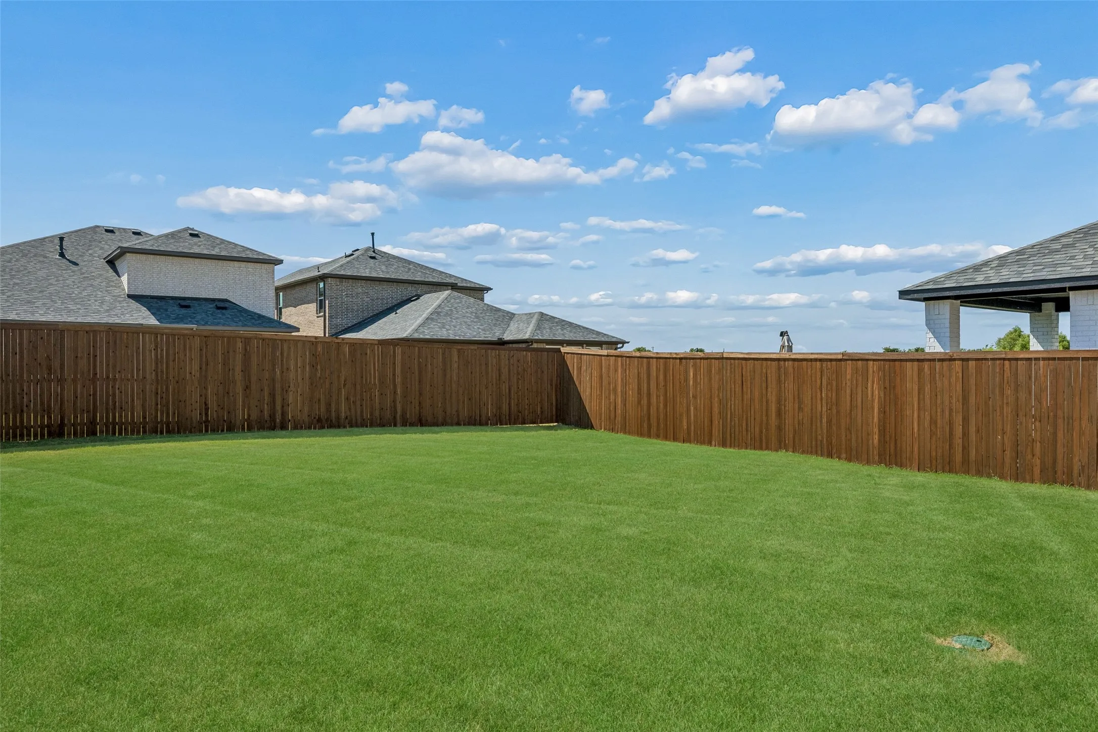 Single Family Residence For Sale in Kaufman County , 1814 Acosta Drive, Forney, Texas 75126, 4 Bedroom, 3 Bathroom, 2 Garage spaces, 1,991 Sqft, built in 2025, mls#21336979, Real Estate Agent in Forney, Homes For Sale in Kaufman county, Homes For Sale in Forney, Realtor in Forney Texas, Real Estate Brokerage Independent Realty Texas, Luminita Cordes Realtor