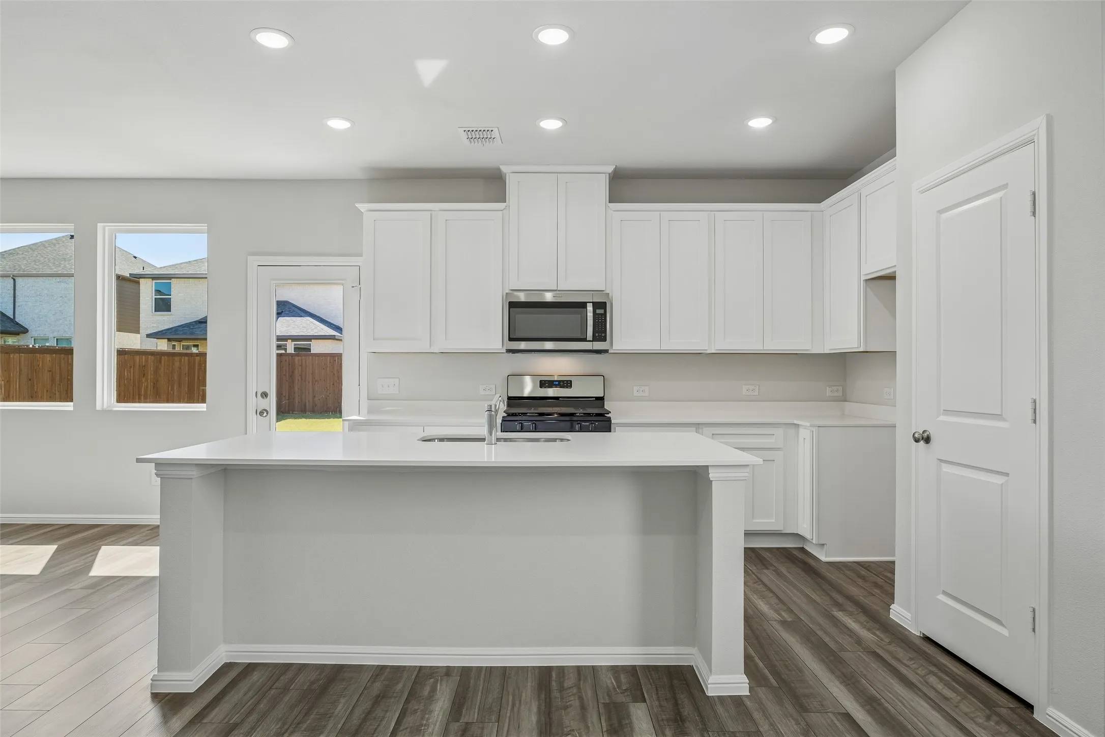 Single Family Residence For Sale in Kaufman County , 1814 Acosta Drive, Forney, Texas 75126, 4 Bedroom, 3 Bathroom, 2 Garage spaces, 1,991 Sqft, built in 2025, mls#21336979, Real Estate Agent in Forney, Homes For Sale in Kaufman county, Homes For Sale in Forney, Realtor in Forney Texas, Real Estate Brokerage Independent Realty Texas, Luminita Cordes Realtor