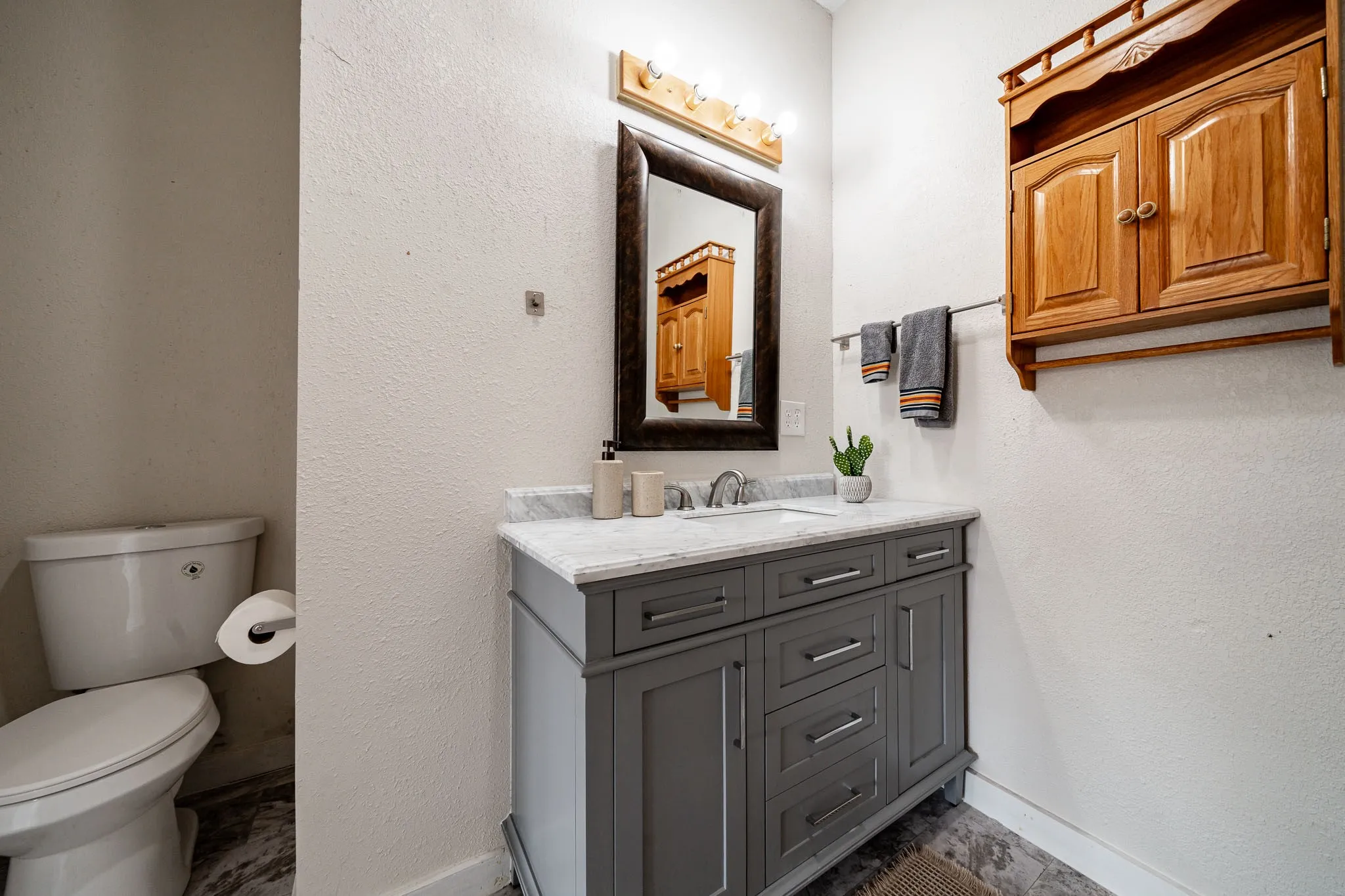 Single Family Residence For Sale in Stonewall County , 305 W Swenson Avenue, Aspermont, Texas 79502, 2 Bedrooms, 2 Bathrooms, 2 Garage spaces, 2,053 Sqft, built in 1940, Price $194,900, mls#21336853, Real Estate Agent in Aspermont, Homes For Sale in Stonewall county, Homes For Sale in Aspermont, Realtor in Aspermont Texas, Real Estate Brokerage Independent Realty Texas, Luminita Cordes Realtor