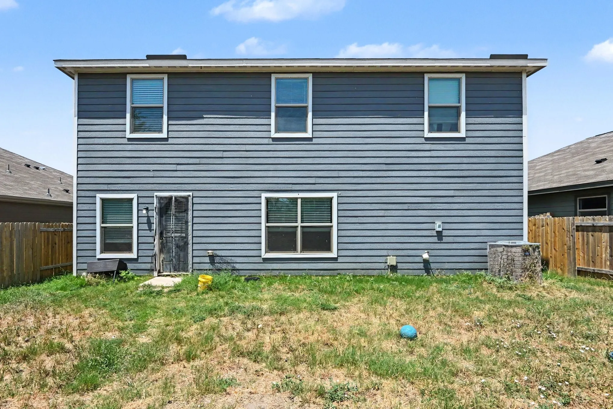 Single Family Residence For Sale in Tarrant County , 8512 Buck Mountain Pass, Fort Worth, Texas 76179, 4 Bedroom, 3 Bathroom, 2 Garage spaces, 2,131 Sqft, built in 2020, mls#21336647, Real Estate Agent in Fort Worth, Homes For Sale in Tarrant county, Homes For Sale in Fort Worth, Realtor in Fort Worth Texas, Real Estate Brokerage Independent Realty Texas, Luminita Cordes Realtor