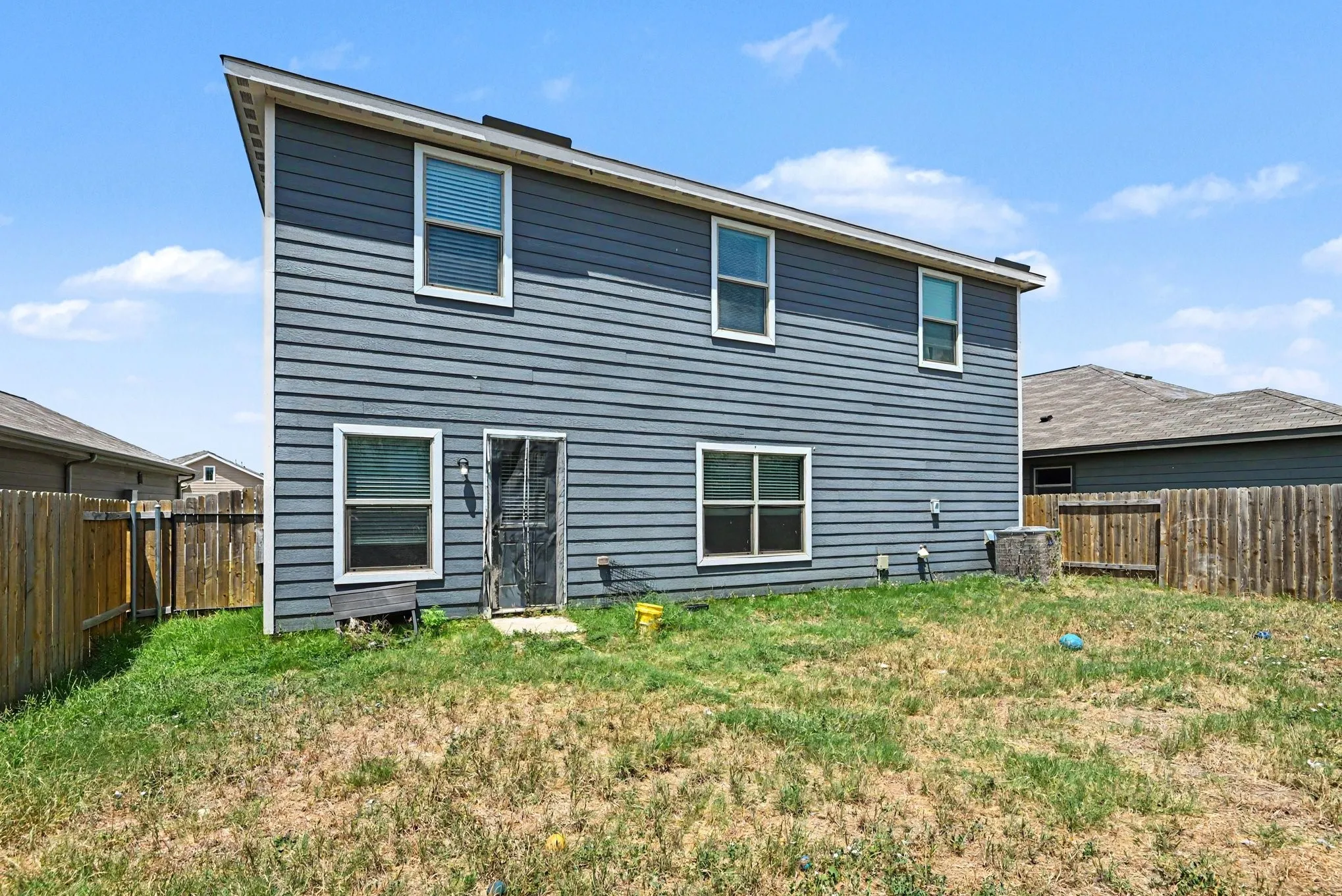 Single Family Residence For Sale in Tarrant County , 8512 Buck Mountain Pass, Fort Worth, Texas 76179, 4 Bedroom, 3 Bathroom, 2 Garage spaces, 2,131 Sqft, built in 2020, mls#21336647, Real Estate Agent in Fort Worth, Homes For Sale in Tarrant county, Homes For Sale in Fort Worth, Realtor in Fort Worth Texas, Real Estate Brokerage Independent Realty Texas, Luminita Cordes Realtor