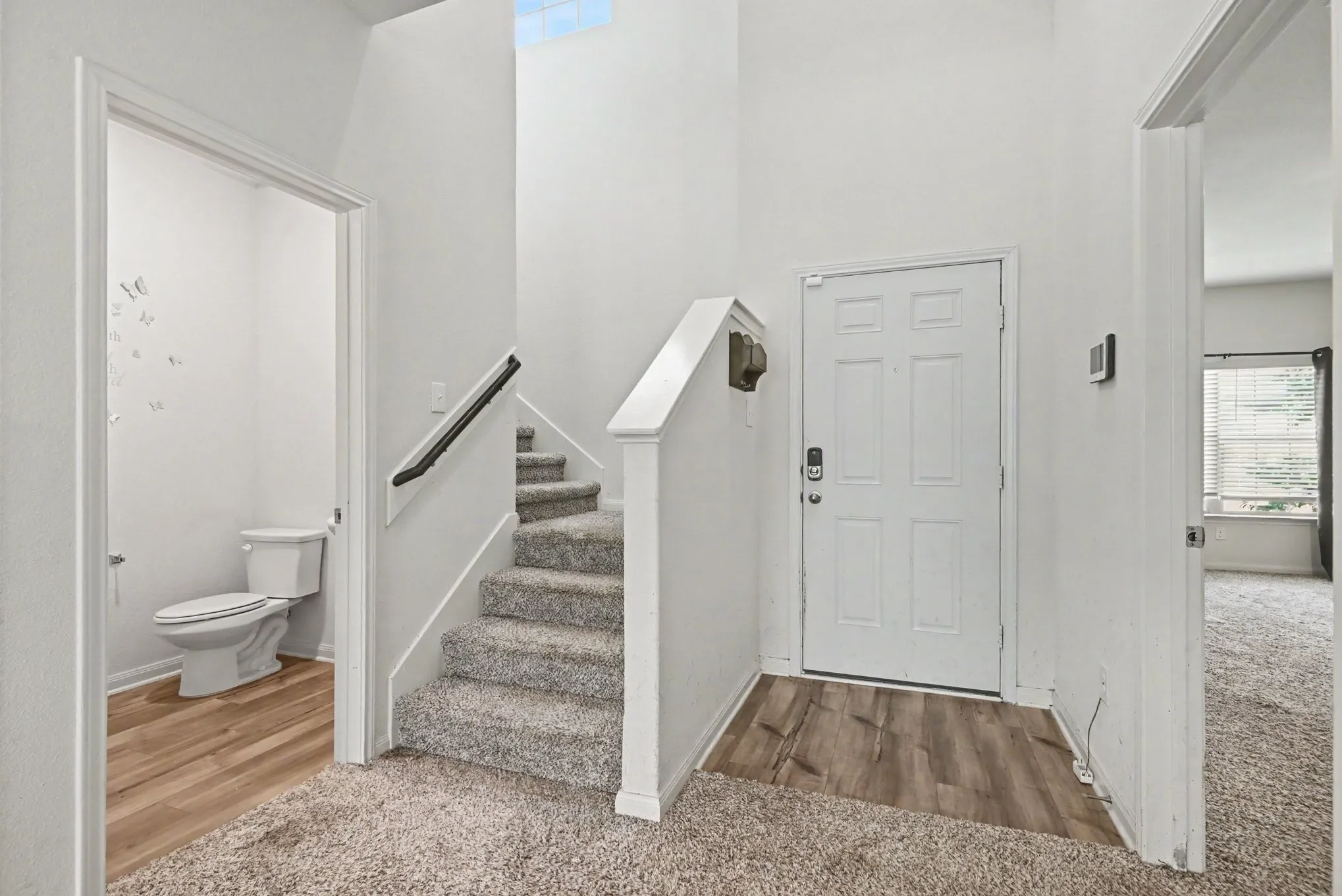 Single Family Residence For Sale in Tarrant County , 8512 Buck Mountain Pass, Fort Worth, Texas 76179, 4 Bedroom, 3 Bathroom, 2 Garage spaces, 2,131 Sqft, built in 2020, mls#21336647, Real Estate Agent in Fort Worth, Homes For Sale in Tarrant county, Homes For Sale in Fort Worth, Realtor in Fort Worth Texas, Real Estate Brokerage Independent Realty Texas, Luminita Cordes Realtor