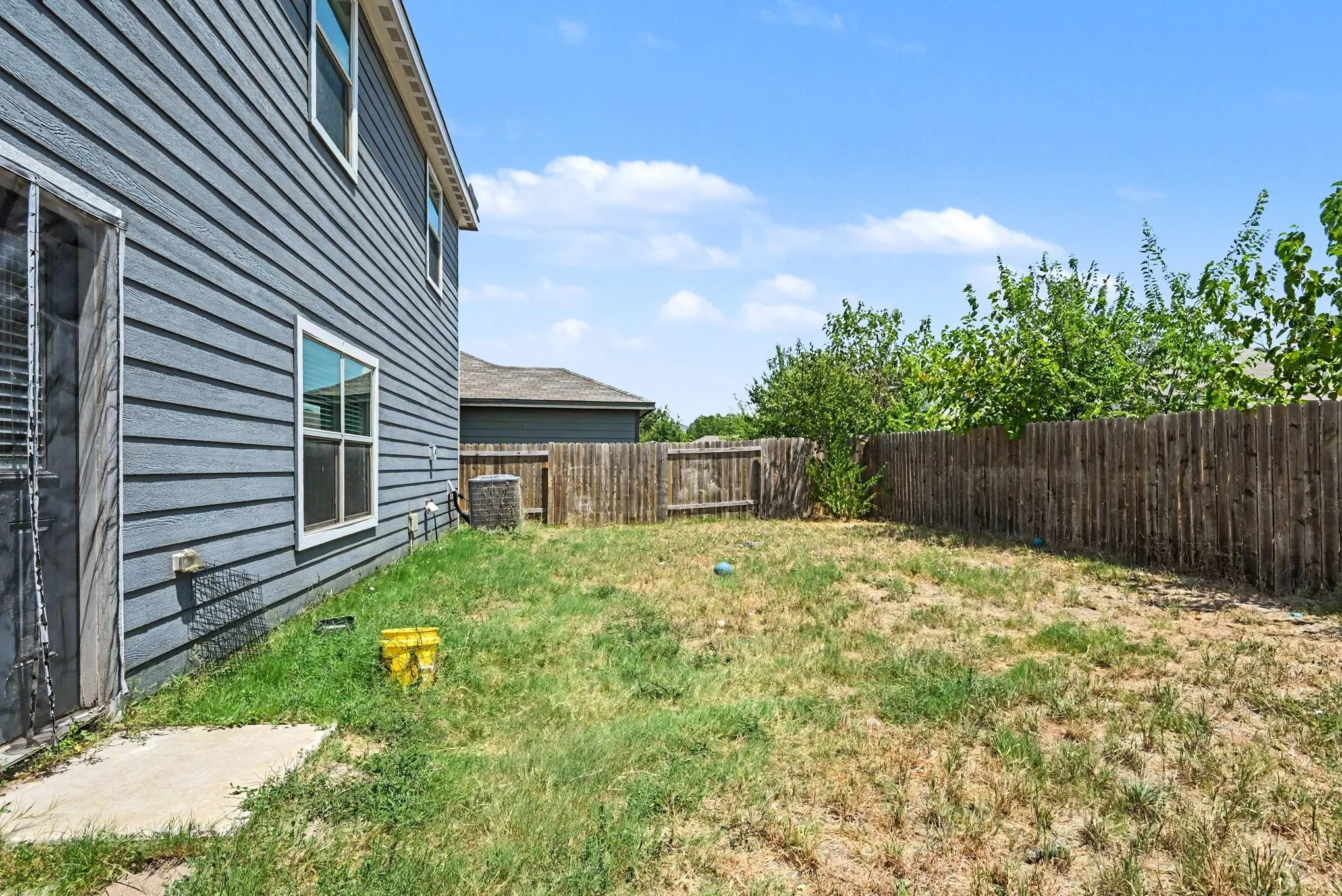 Single Family Residence For Sale in Tarrant County , 8512 Buck Mountain Pass, Fort Worth, Texas 76179, 4 Bedroom, 3 Bathroom, 2 Garage spaces, 2,131 Sqft, built in 2020, mls#21336647, Real Estate Agent in Fort Worth, Homes For Sale in Tarrant county, Homes For Sale in Fort Worth, Realtor in Fort Worth Texas, Real Estate Brokerage Independent Realty Texas, Luminita Cordes Realtor