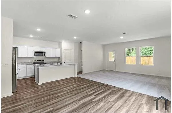 Single Family Residence For Rent in Tarrant County , 4925 Mc Coy Drive, Fort Worth, Texas 76179, 4 Bedrooms, 2 Bathrooms, 2 Garage spaces, 1,912 Sqft, built in 2025, Price $3,300, mls#21336985, Real Estate Agent in Fort Worth, Homes For Rent in Tarrant county, Homes For Rent in Fort Worth, Realtor in Fort Worth Texas, Real Estate Brokerage Independent Realty Texas, Luminita Cordes Realtor