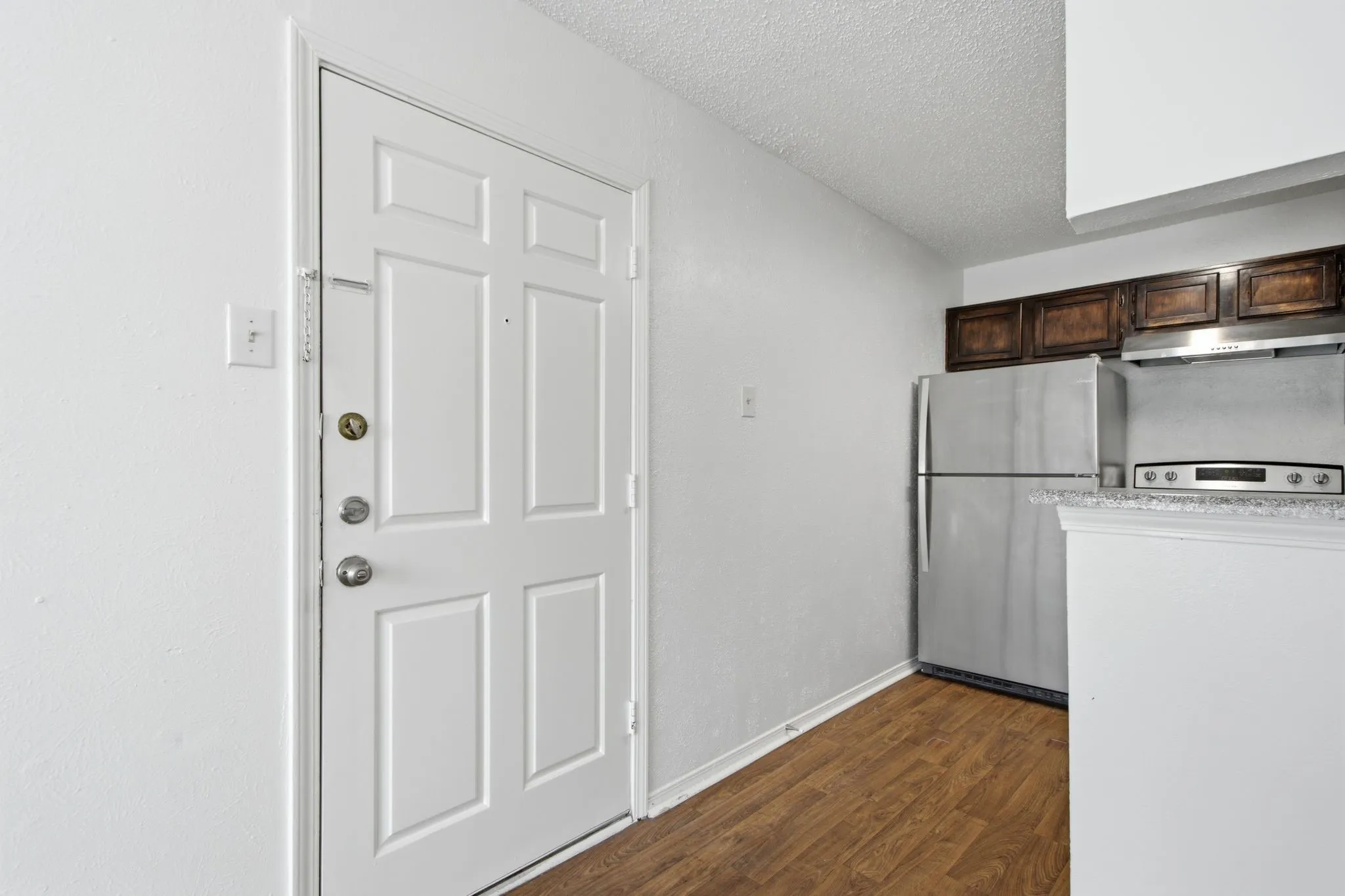 Condominium For Sale in Collin County , 18333 Roehampton Drive 1323, Dallas, Texas 75252, 1 Bedroom, 1 Bathroom, Garage spaces, 448 Sqft, built in 1985, mls#21336036, Real Estate Agent in Dallas, Homes For Sale in Collin county, Homes For Sale in Dallas, Realtor in Dallas Texas, Real Estate Brokerage Independent Realty Texas, Luminita Cordes Realtor