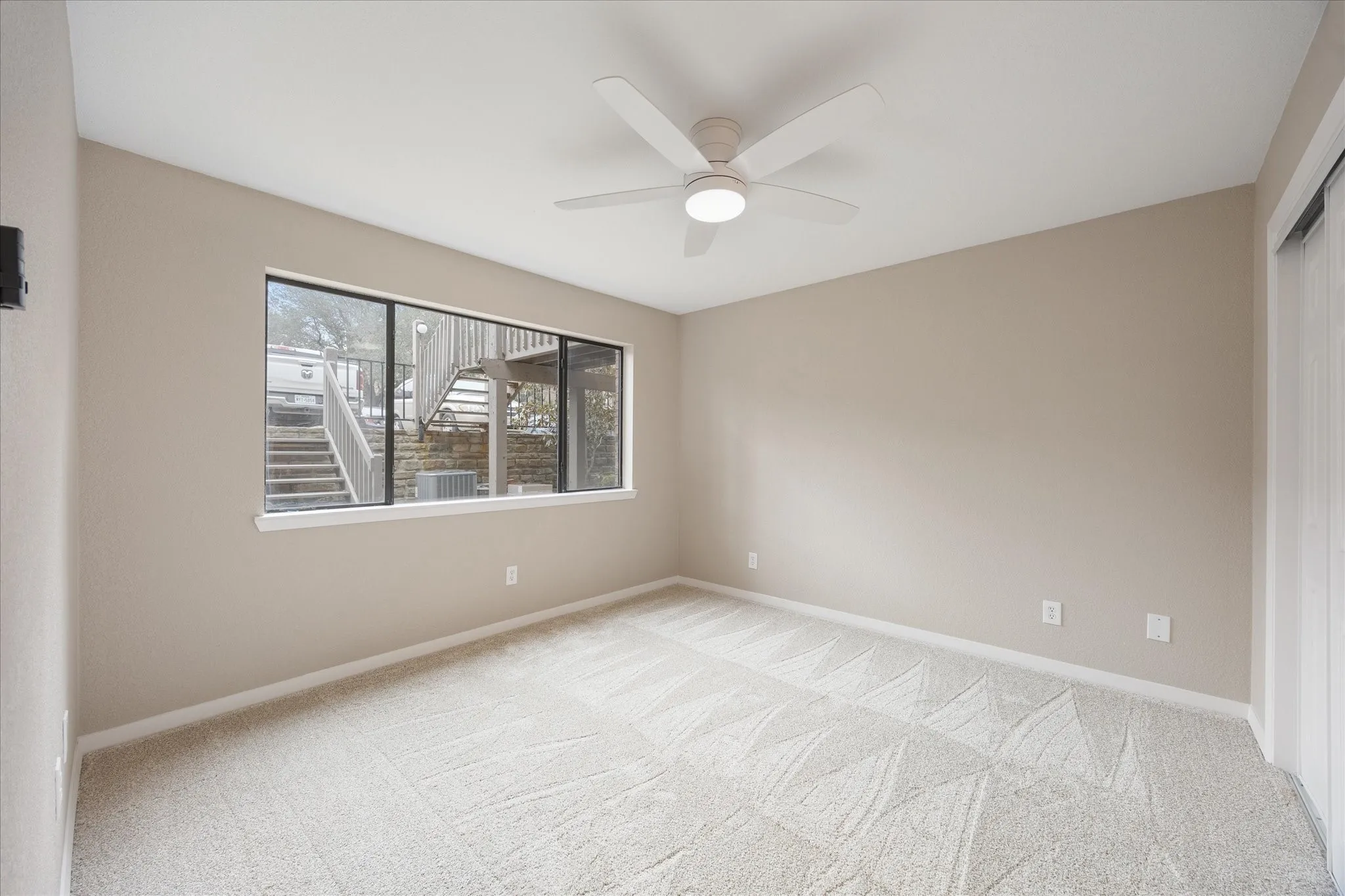 Condominium For Rent in Rockwall County , 1041 Signal Ridge Place, Rockwall, Texas 75032, 2 Bedroom, 2 Bathroom, Garage spaces, 1,155 Sqft, built in 1984, mls#21336531, Real Estate Agent in Rockwall, Homes For Rent in Rockwall county, Homes For Rent in Rockwall, Realtor in Rockwall Texas, Real Estate Brokerage Independent Realty Texas, Luminita Cordes Realtor