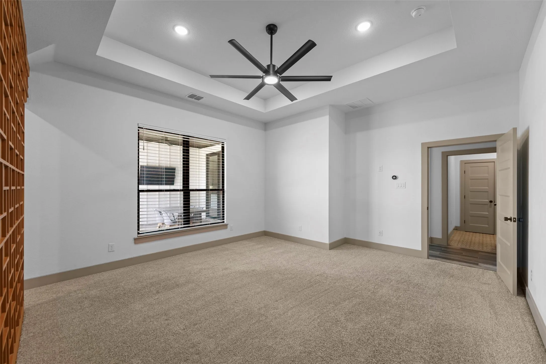 Single Family Residence For Sale in Johnson County , 3217 Bairds Lane, Burleson, Texas 76028, 3 Bedroom, 3 Bathroom, 2 Garage spaces, 2,952 Sqft, built in 2021, mls#21329861, Real Estate Agent in Burleson, Homes For Sale in Johnson county, Homes For Sale in Burleson, Realtor in Burleson Texas, Real Estate Brokerage Independent Realty Texas, Luminita Cordes Realtor