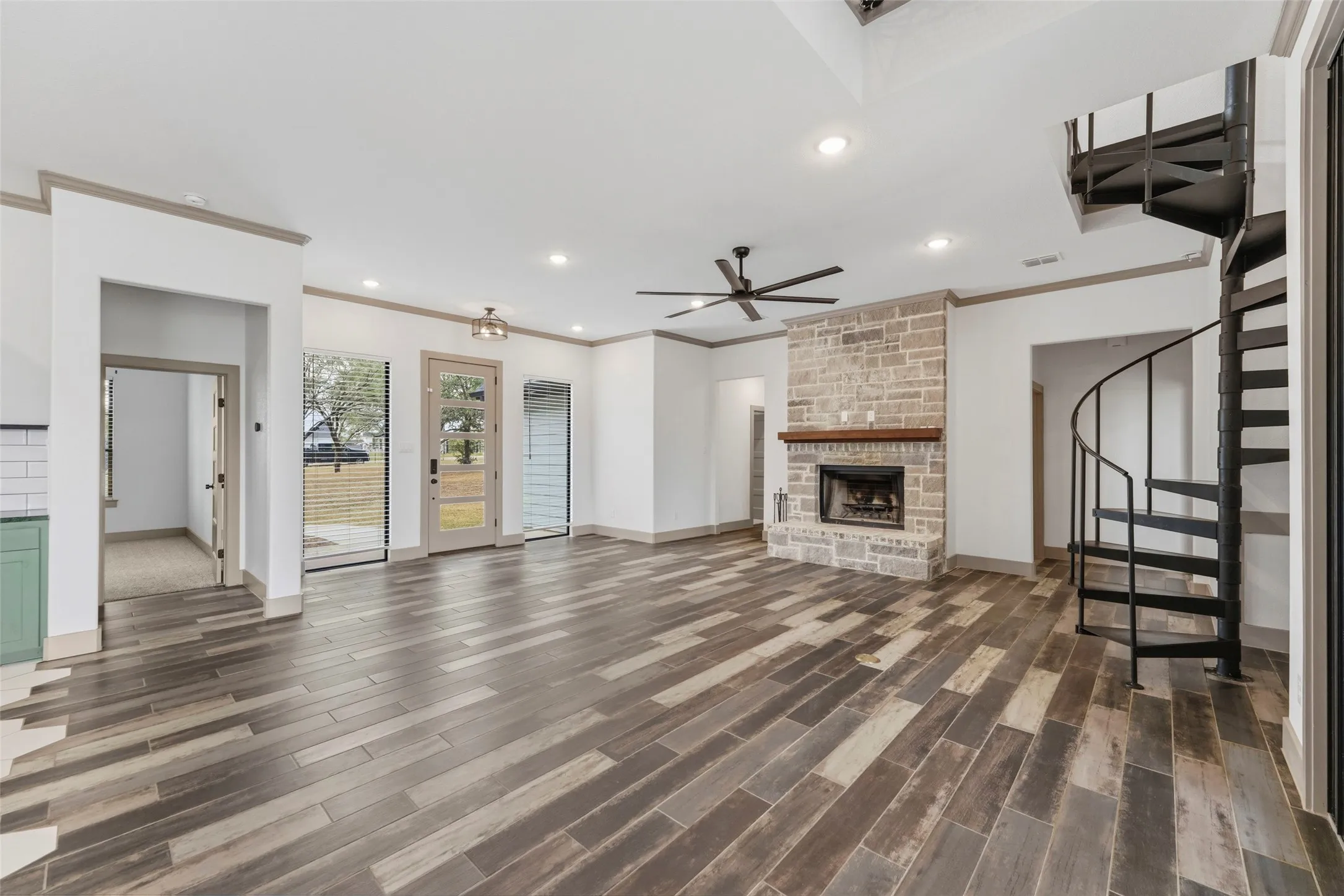 Single Family Residence For Sale in Johnson County , 3217 Bairds Lane, Burleson, Texas 76028, 3 Bedroom, 3 Bathroom, 2 Garage spaces, 2,952 Sqft, built in 2021, mls#21329861, Real Estate Agent in Burleson, Homes For Sale in Johnson county, Homes For Sale in Burleson, Realtor in Burleson Texas, Real Estate Brokerage Independent Realty Texas, Luminita Cordes Realtor
