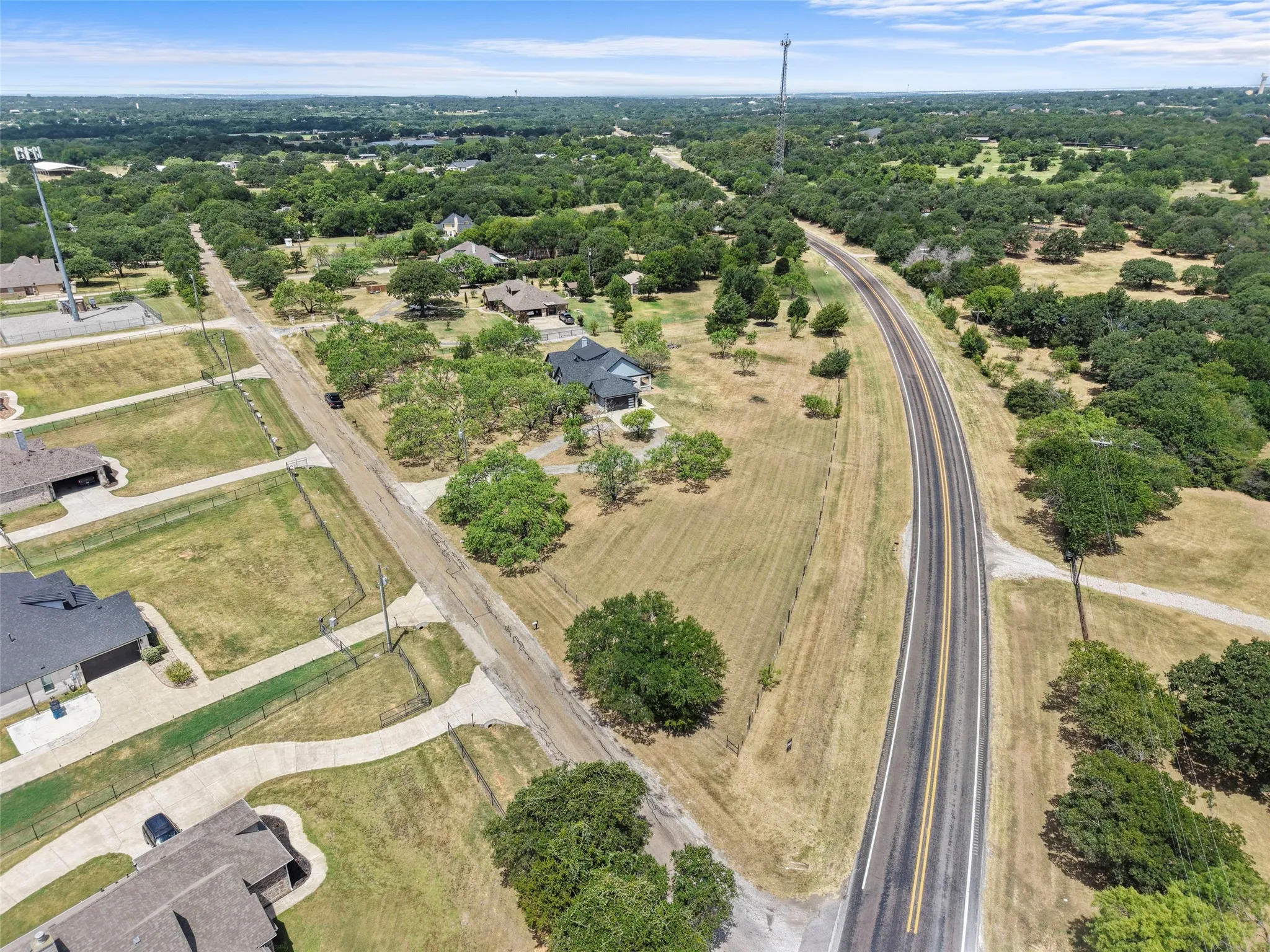 Single Family Residence For Sale in Johnson County , 3217 Bairds Lane, Burleson, Texas 76028, 3 Bedroom, 3 Bathroom, 2 Garage spaces, 2,952 Sqft, built in 2021, mls#21329861, Real Estate Agent in Burleson, Homes For Sale in Johnson county, Homes For Sale in Burleson, Realtor in Burleson Texas, Real Estate Brokerage Independent Realty Texas, Luminita Cordes Realtor