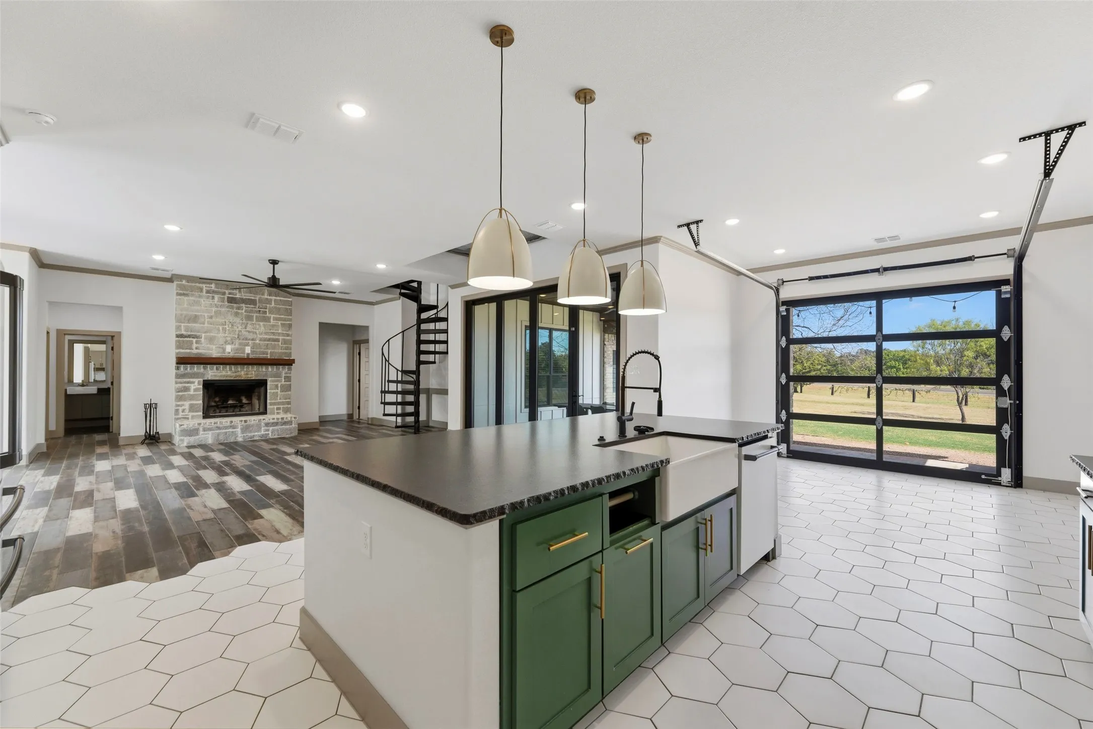 Single Family Residence For Sale in Johnson County , 3217 Bairds Lane, Burleson, Texas 76028, 3 Bedroom, 3 Bathroom, 2 Garage spaces, 2,952 Sqft, built in 2021, mls#21329861, Real Estate Agent in Burleson, Homes For Sale in Johnson county, Homes For Sale in Burleson, Realtor in Burleson Texas, Real Estate Brokerage Independent Realty Texas, Luminita Cordes Realtor