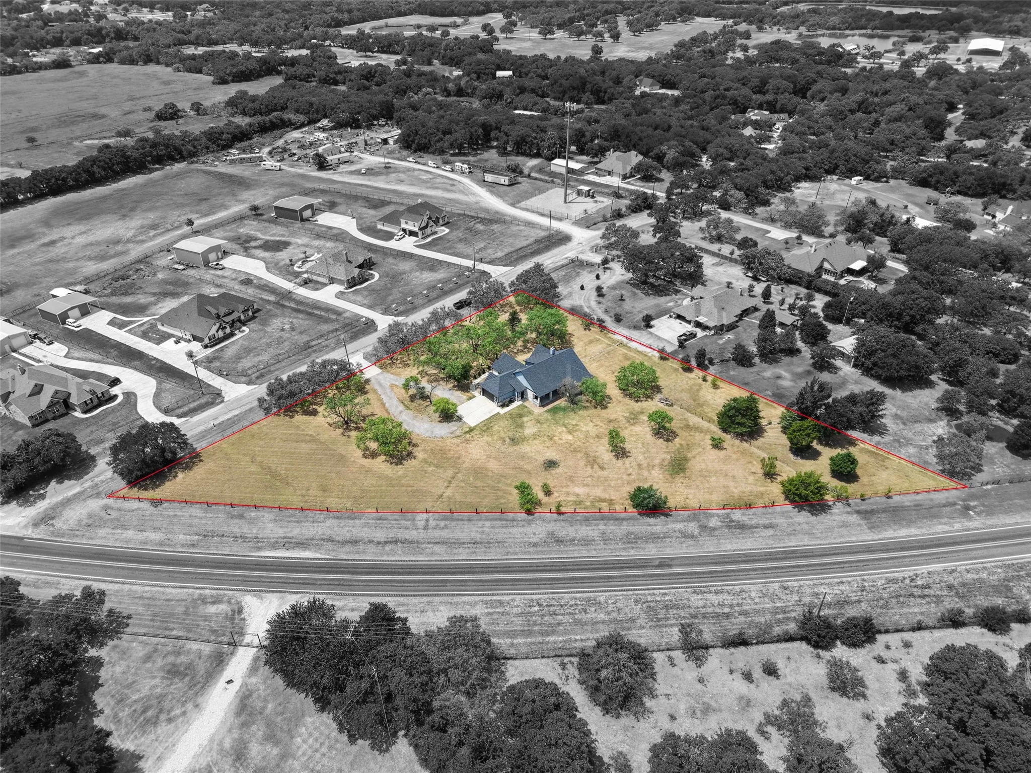 Single Family Residence For Sale in Johnson County , 3217 Bairds Lane, Burleson, Texas 76028, 3 Bedroom, 3 Bathroom, 2 Garage spaces, 2,952 Sqft, built in 2021, mls#21329861, Real Estate Agent in Burleson, Homes For Sale in Johnson county, Homes For Sale in Burleson, Realtor in Burleson Texas, Real Estate Brokerage Independent Realty Texas, Luminita Cordes Realtor
