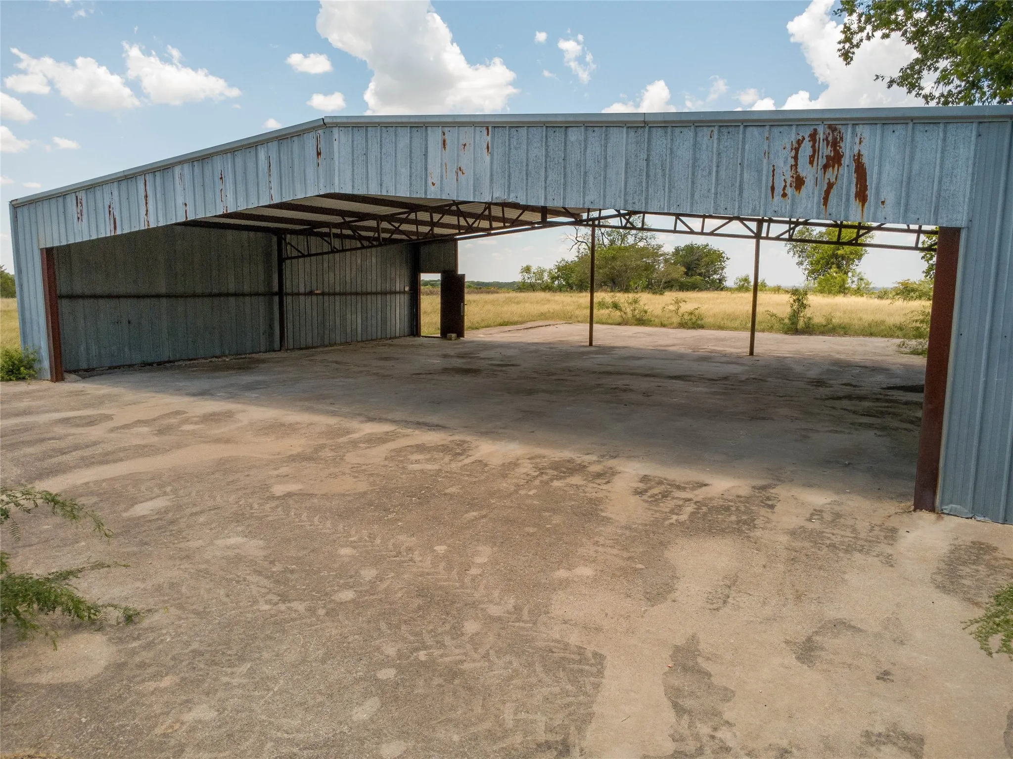 Ranch For Sale in Ellis County , 159 Bee Creek School House, Grandview, Texas 76050, 0, 0, Garage spaces, 0 Sqft, built in 0, Price $4,796,000, mls#21336497, Real Estate Agent in Grandview, Homes For Sale in Ellis county, Homes For Sale in Grandview, Realtor in Grandview Texas, Real Estate Brokerage Independent Realty Texas, Luminita Cordes Realtor