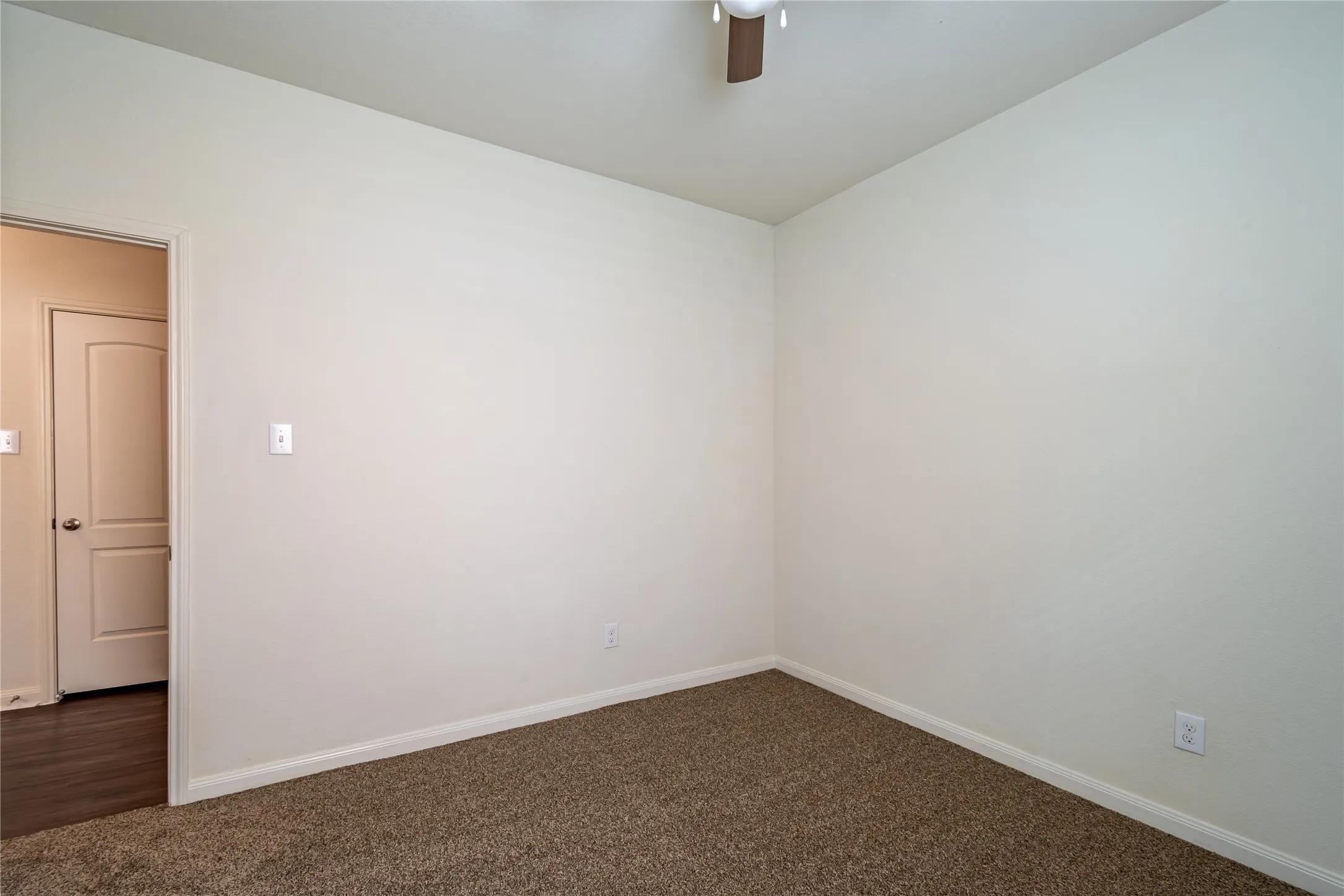 Single Family Residence For Rent in Collin County , 1911 Hot Springs Way, Princeton, Texas 75407, 3 Bedroom, 2 Bathroom, 2 Garage spaces, 1,619 Sqft, built in 2018, mls#21335502, Real Estate Agent in Princeton, Homes For Rent in Collin county, Homes For Rent in Princeton, Realtor in Princeton Texas, Real Estate Brokerage Independent Realty Texas, Luminita Cordes Realtor