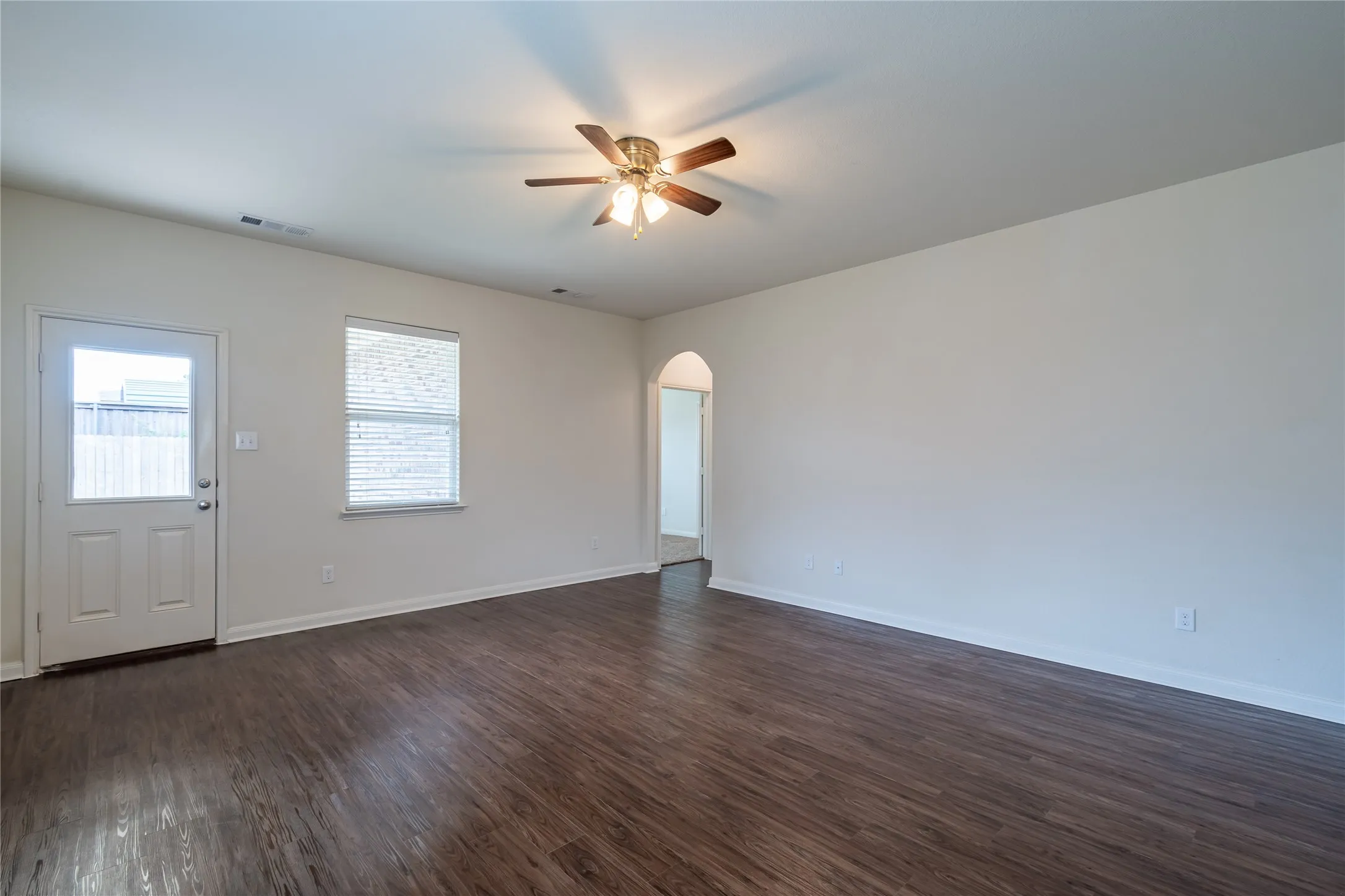 Single Family Residence For Rent in Collin County , 1911 Hot Springs Way, Princeton, Texas 75407, 3 Bedroom, 2 Bathroom, 2 Garage spaces, 1,619 Sqft, built in 2018, mls#21335502, Real Estate Agent in Princeton, Homes For Rent in Collin county, Homes For Rent in Princeton, Realtor in Princeton Texas, Real Estate Brokerage Independent Realty Texas, Luminita Cordes Realtor