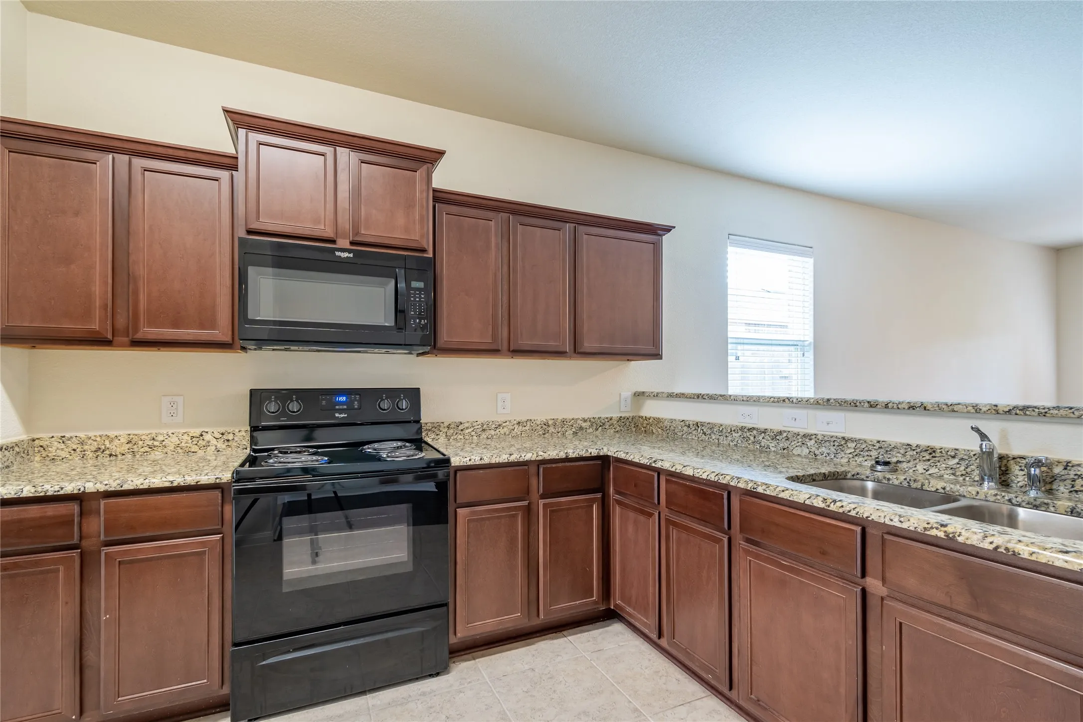 Single Family Residence For Rent in Collin County , 1911 Hot Springs Way, Princeton, Texas 75407, 3 Bedroom, 2 Bathroom, 2 Garage spaces, 1,619 Sqft, built in 2018, mls#21335502, Real Estate Agent in Princeton, Homes For Rent in Collin county, Homes For Rent in Princeton, Realtor in Princeton Texas, Real Estate Brokerage Independent Realty Texas, Luminita Cordes Realtor