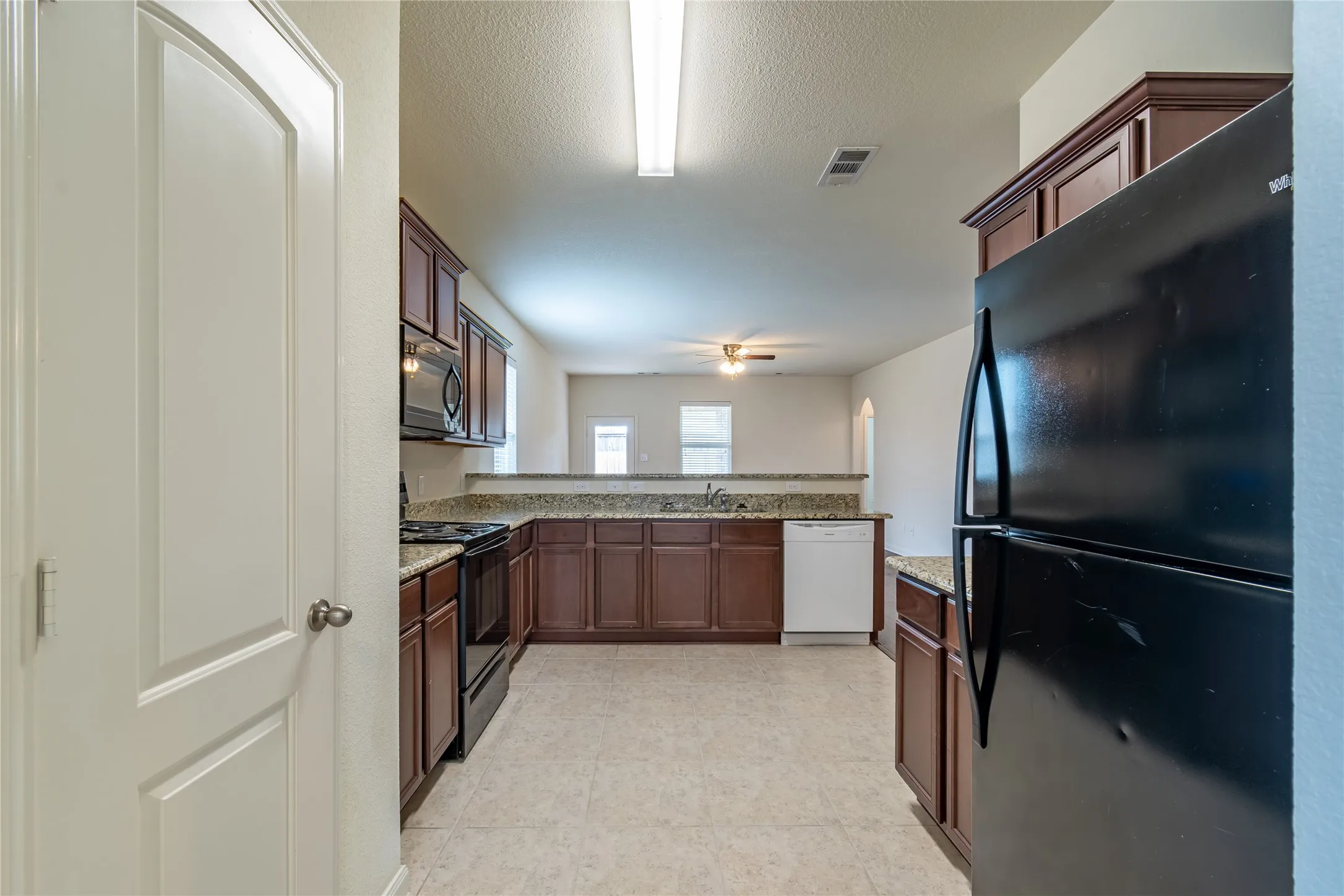 Single Family Residence For Rent in Collin County , 1911 Hot Springs Way, Princeton, Texas 75407, 3 Bedroom, 2 Bathroom, 2 Garage spaces, 1,619 Sqft, built in 2018, mls#21335502, Real Estate Agent in Princeton, Homes For Rent in Collin county, Homes For Rent in Princeton, Realtor in Princeton Texas, Real Estate Brokerage Independent Realty Texas, Luminita Cordes Realtor