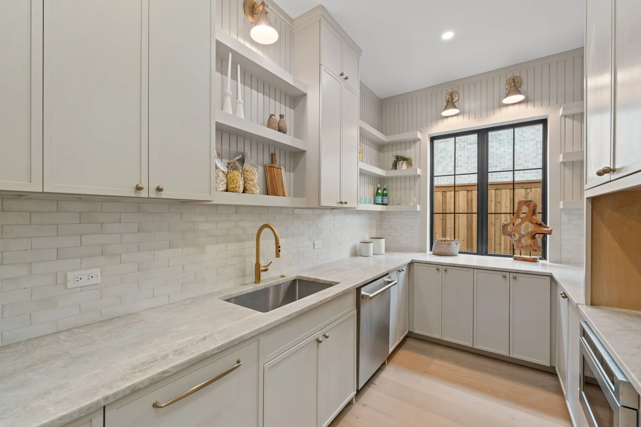 Single Family Residence For Sale in Dallas County , 3311 Whitehall Drive, Dallas, Texas 75229, 5 Bedroom, 7 Bathroom, 2 Garage spaces, 5,194 Sqft, built in 2026, mls#21335169, Real Estate Agent in Dallas, Homes For Sale in Dallas county, Homes For Sale in Dallas, Realtor in Dallas Texas, Real Estate Brokerage Independent Realty Texas, Luminita Cordes Realtor