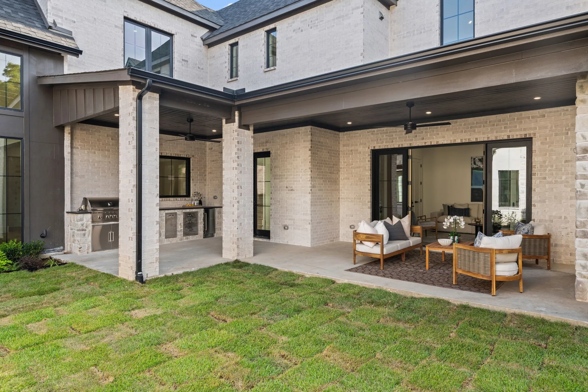Single Family Residence For Sale in Dallas County , 3311 Whitehall Drive, Dallas, Texas 75229, 5 Bedroom, 7 Bathroom, 2 Garage spaces, 5,194 Sqft, built in 2026, mls#21335169, Real Estate Agent in Dallas, Homes For Sale in Dallas county, Homes For Sale in Dallas, Realtor in Dallas Texas, Real Estate Brokerage Independent Realty Texas, Luminita Cordes Realtor