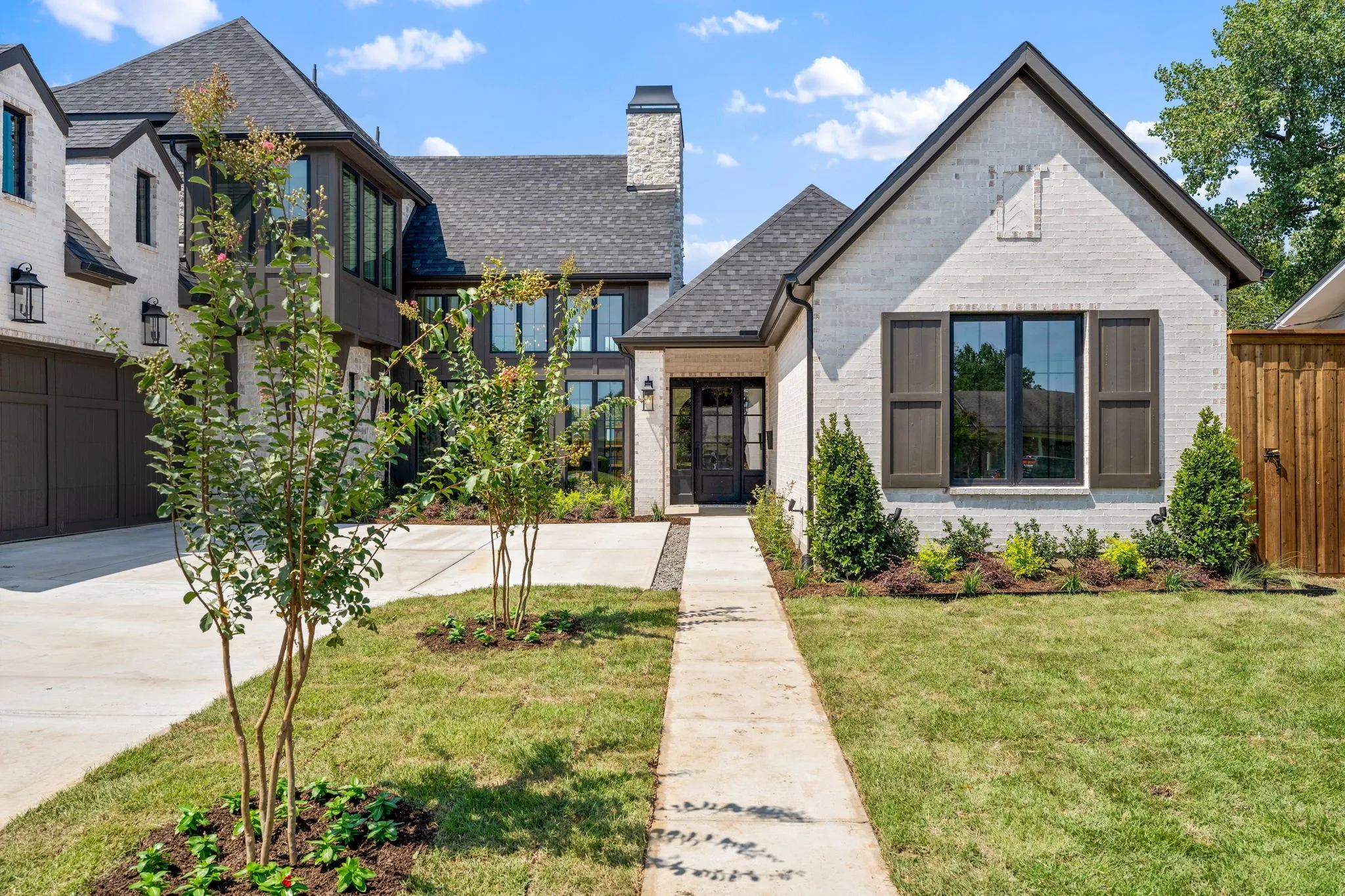 Single Family Residence For Sale in Dallas County , 3311 Whitehall Drive, Dallas, Texas 75229, 5 Bedroom, 7 Bathroom, 2 Garage spaces, 5,194 Sqft, built in 2026, mls#21335169, Real Estate Agent in Dallas, Homes For Sale in Dallas county, Homes For Sale in Dallas, Realtor in Dallas Texas, Real Estate Brokerage Independent Realty Texas, Luminita Cordes Realtor