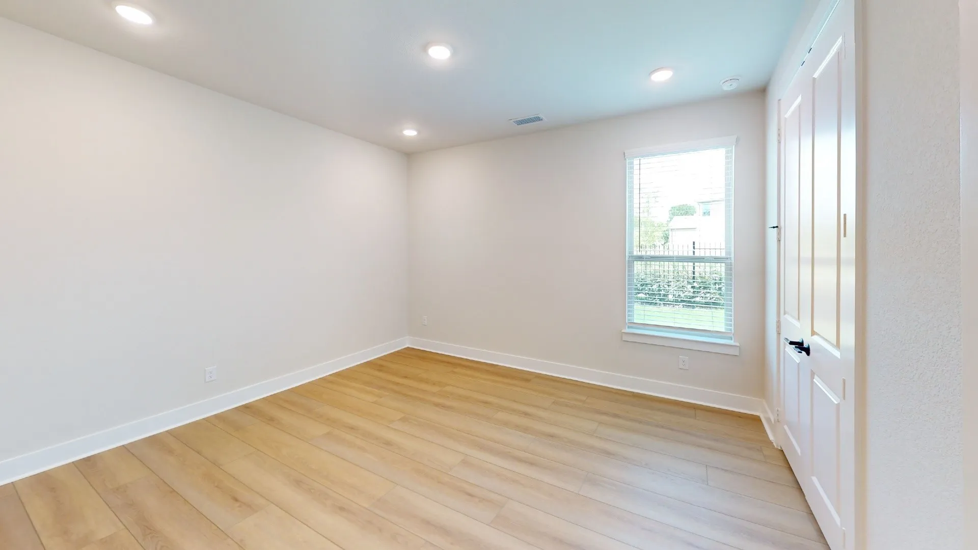 Single Family Residence For Rent in Collin County , 2708 Andesite Road, Mc Kinney, Texas 75071, 6 Bedroom, 4 Bathroom, 1 Garage spaces, 3,871 Sqft, built in 2024, mls#21337021, Real Estate Agent in Mc Kinney, Homes For Rent in Collin county, Homes For Rent in Mc Kinney, Realtor in Mc Kinney Texas, Real Estate Brokerage Independent Realty Texas, Luminita Cordes Realtor