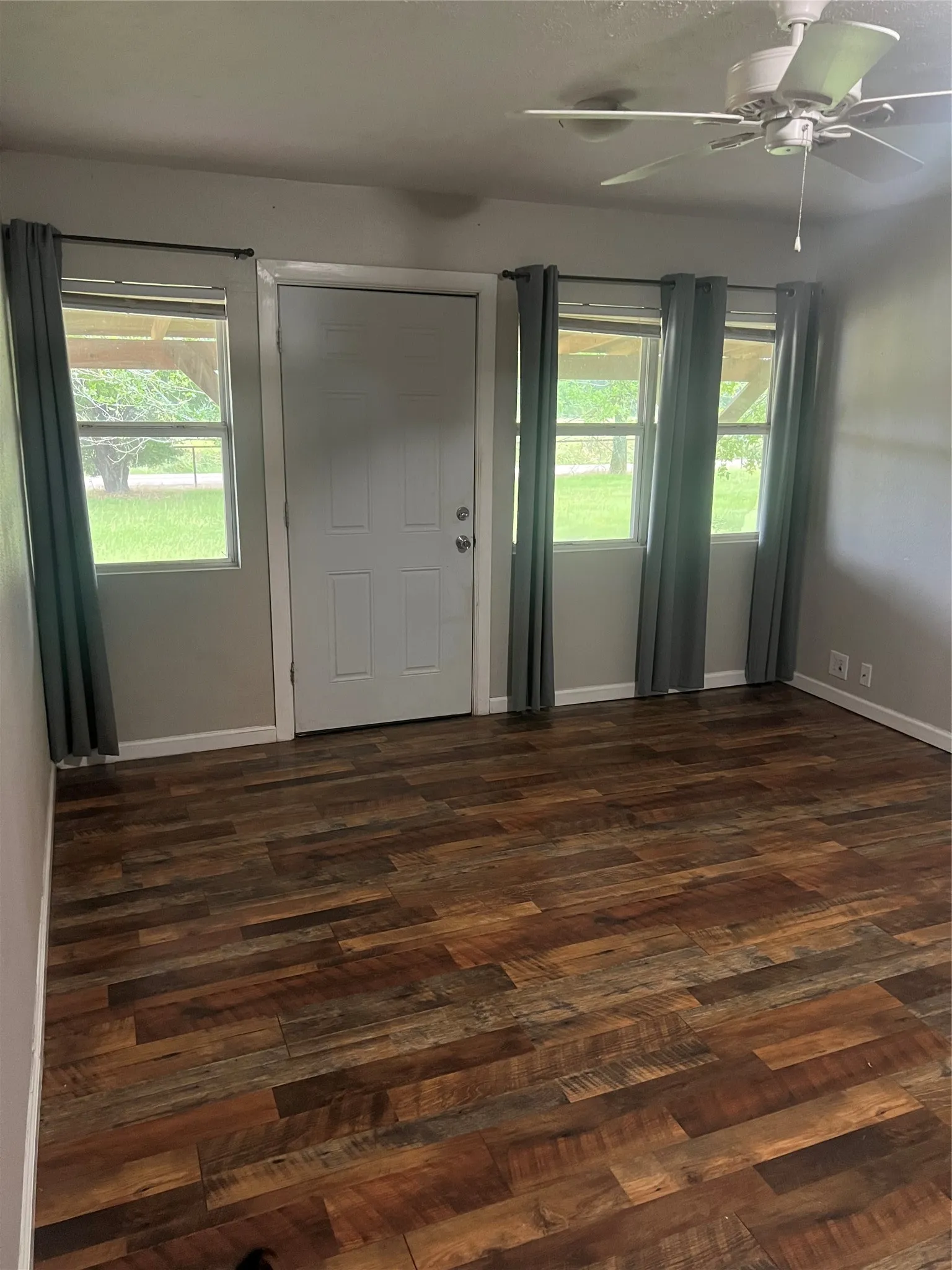 Living room 2