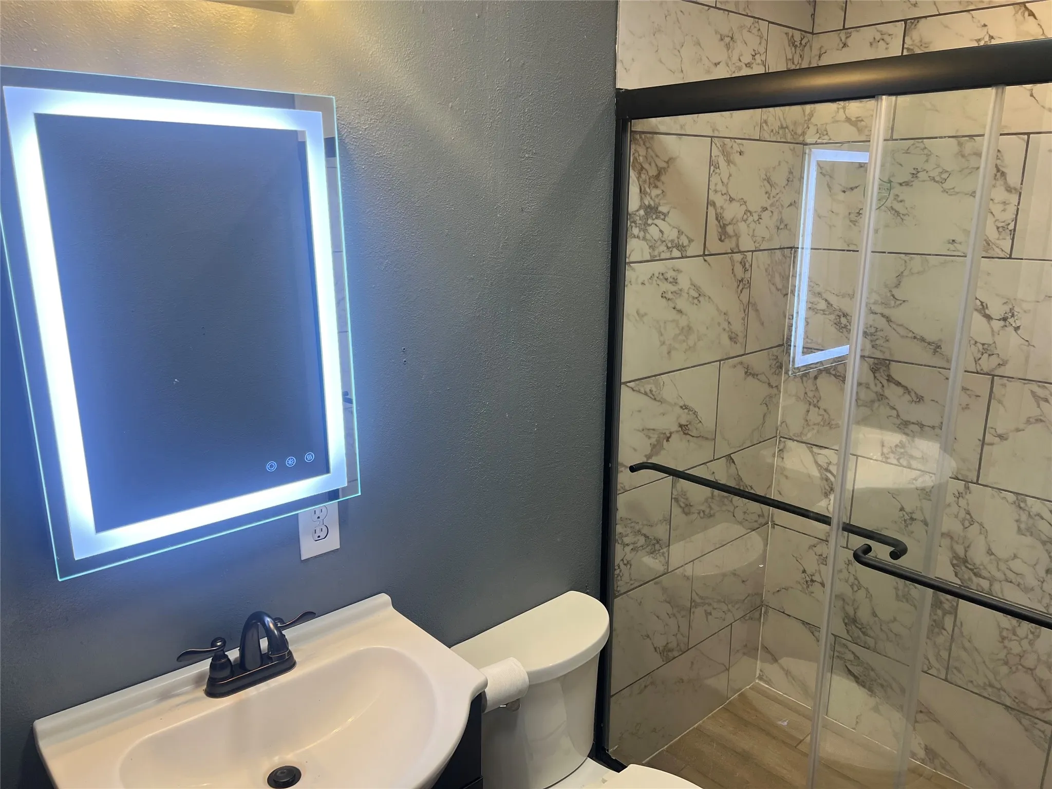 Main bathroom