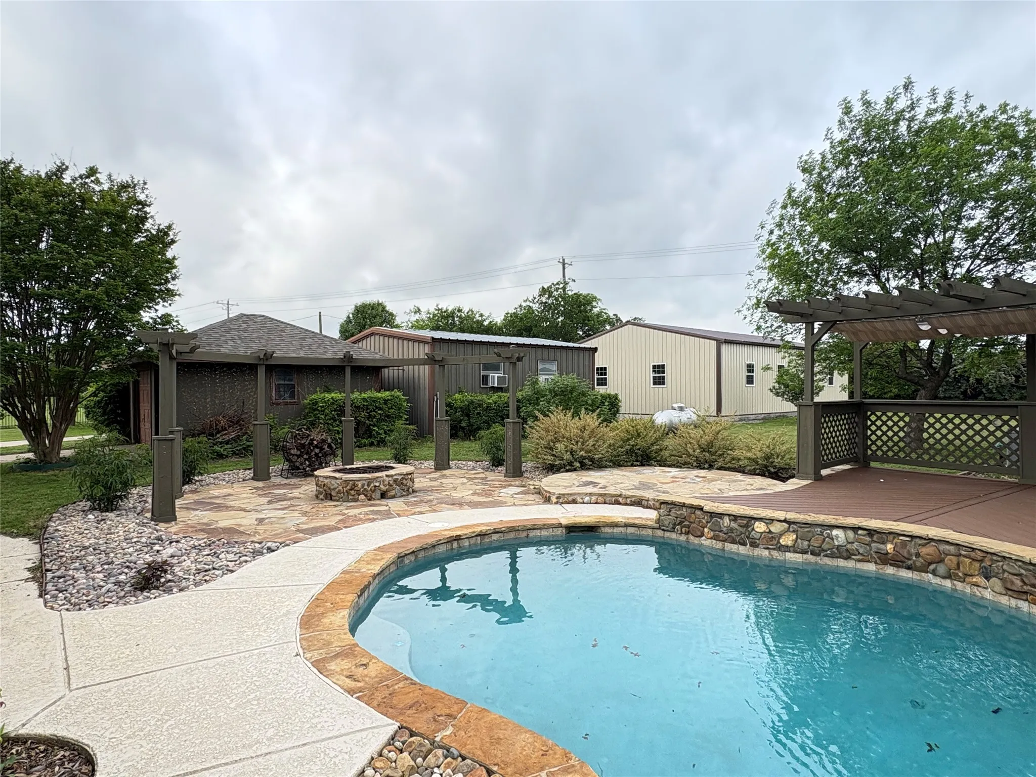 Single Family Residence For Rent in Collin County , 10694 Rose Garden Court, Mc Kinney, Texas 75072, 3 Bedroom, 2 Bathroom, 2 Garage spaces, 2,088 Sqft, built in 1987, mls#21337037, Real Estate Agent in Mc Kinney, Homes For Rent in Collin county, Homes For Rent in Mc Kinney, Realtor in Mc Kinney Texas, Real Estate Brokerage Independent Realty Texas, Luminita Cordes Realtor