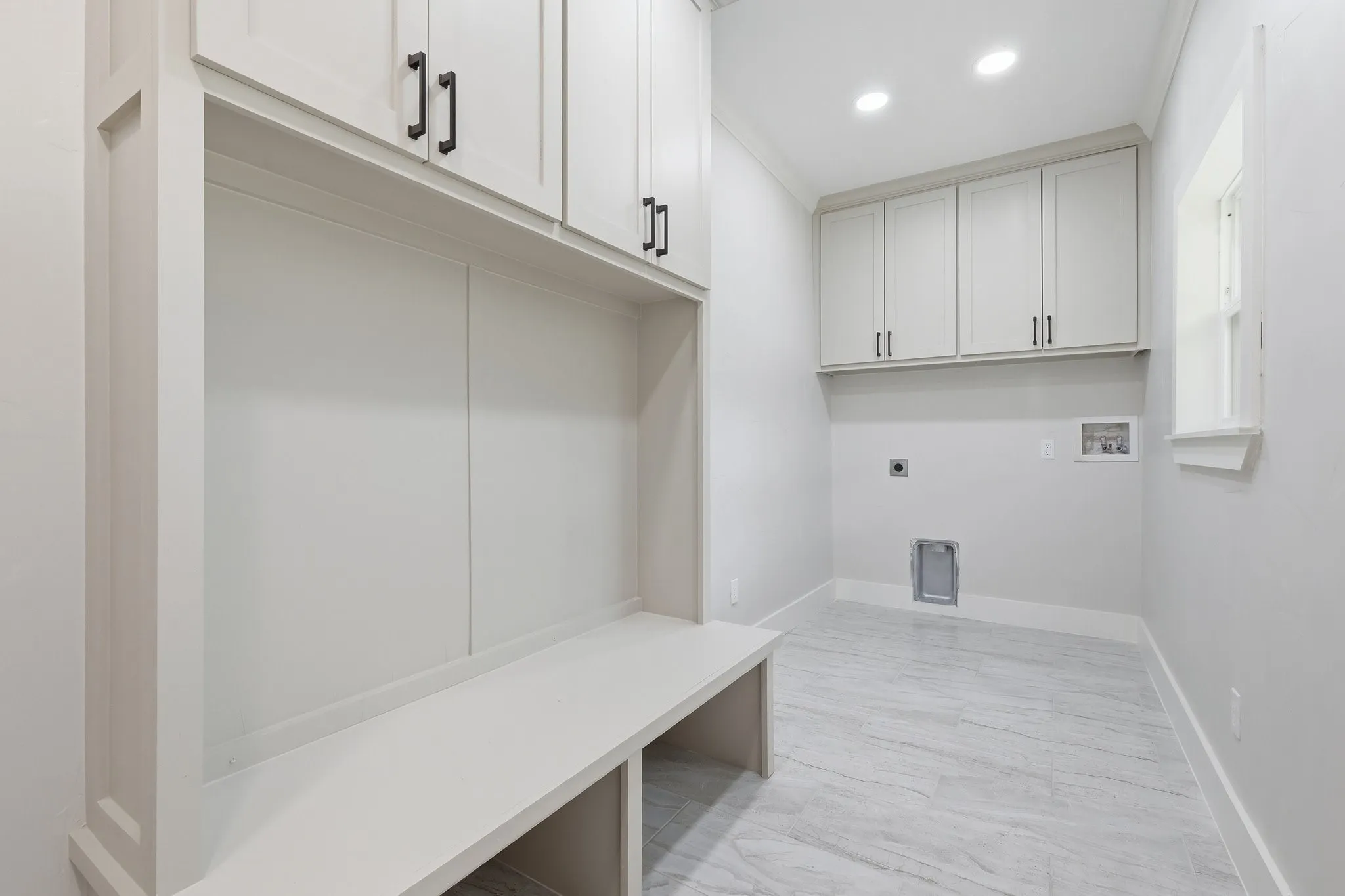 Single Family Residence For Sale in Denton County , 385 Crockett, Lewisville, Texas 75057, 4 Bedrooms, 2 Bathrooms, Garage spaces, 1,478 Sqft, built in 1955, Price $399,900, mls#21336978, Real Estate Agent in Lewisville, Homes For Sale in Denton county, Homes For Sale in Lewisville, Realtor in Lewisville Texas, Real Estate Brokerage Independent Realty Texas, Luminita Cordes Realtor