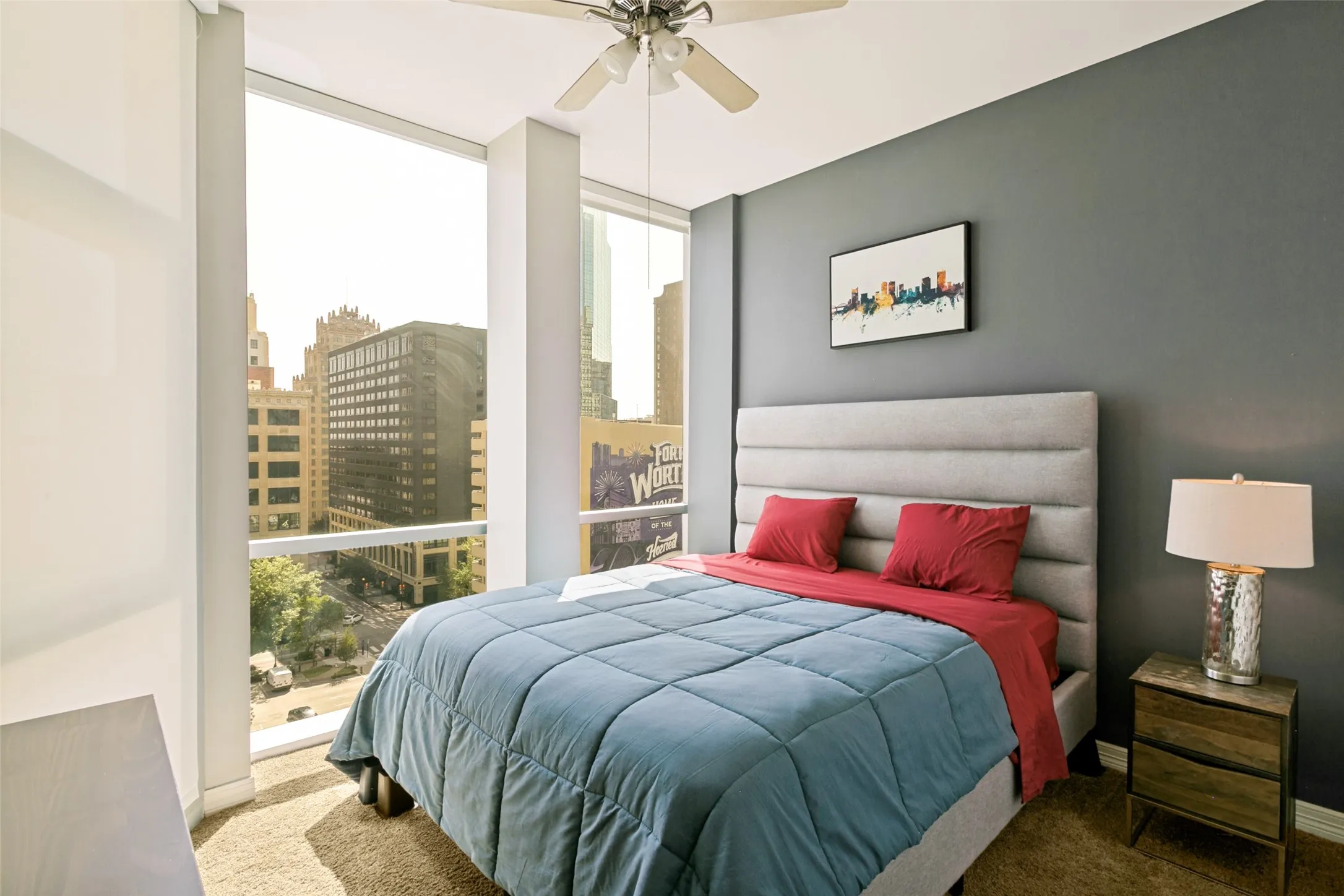 Condominium For Sale in Tarrant County , 500 Throckmorton Street 901, Fort Worth, Texas 76102, 2 Bedroom, 2 Bathroom, 2 Garage spaces, 1,170 Sqft, built in 1972, mls#21331238, Real Estate Agent in Fort Worth, Homes For Sale in Tarrant county, Homes For Sale in Fort Worth, Realtor in Fort Worth Texas, Real Estate Brokerage Independent Realty Texas, Luminita Cordes Realtor