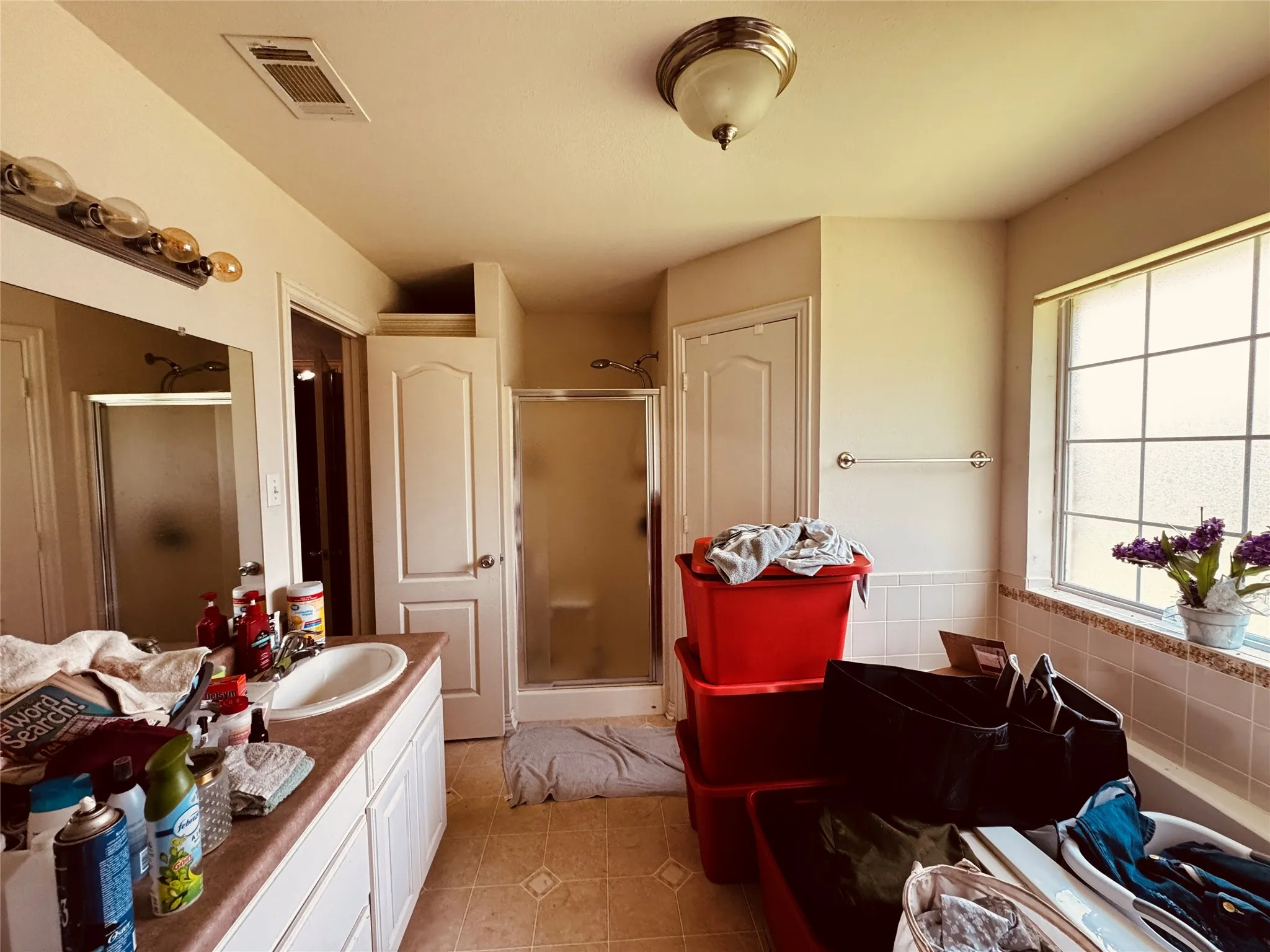 Single Family Residence For Sale in Fannin County , 106 Oak Lane, Ladonia, Texas 75449, 3 Bedroom, 2 Bathroom, 2 Garage spaces, 1,276 Sqft, built in 2004, mls#21337067, Real Estate Agent in Ladonia, Homes For Sale in Fannin county, Homes For Sale in Ladonia, Realtor in Ladonia Texas, Real Estate Brokerage Independent Realty Texas, Luminita Cordes Realtor