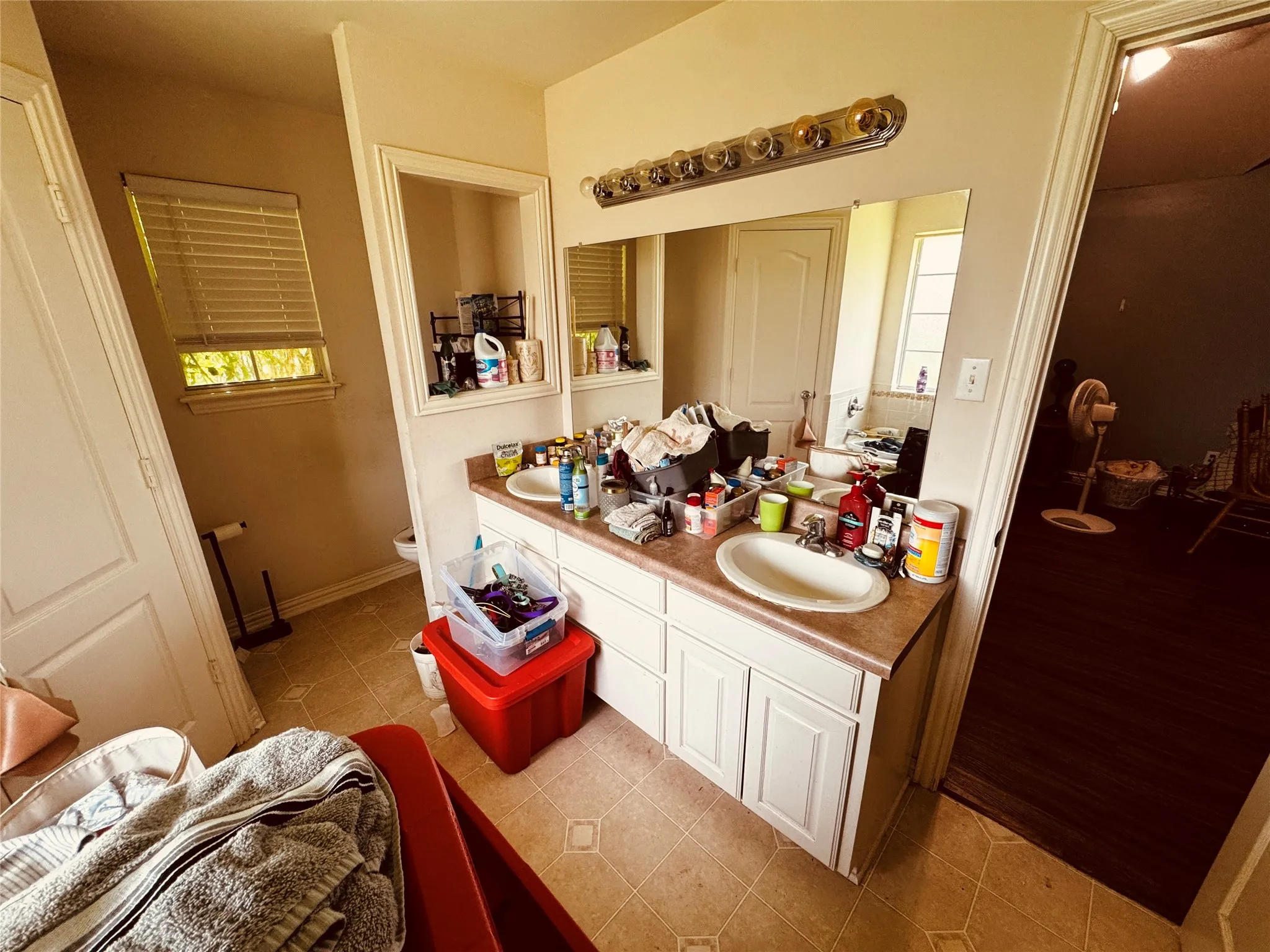 Single Family Residence For Sale in Fannin County , 106 Oak Lane, Ladonia, Texas 75449, 3 Bedroom, 2 Bathroom, 2 Garage spaces, 1,276 Sqft, built in 2004, mls#21337067, Real Estate Agent in Ladonia, Homes For Sale in Fannin county, Homes For Sale in Ladonia, Realtor in Ladonia Texas, Real Estate Brokerage Independent Realty Texas, Luminita Cordes Realtor