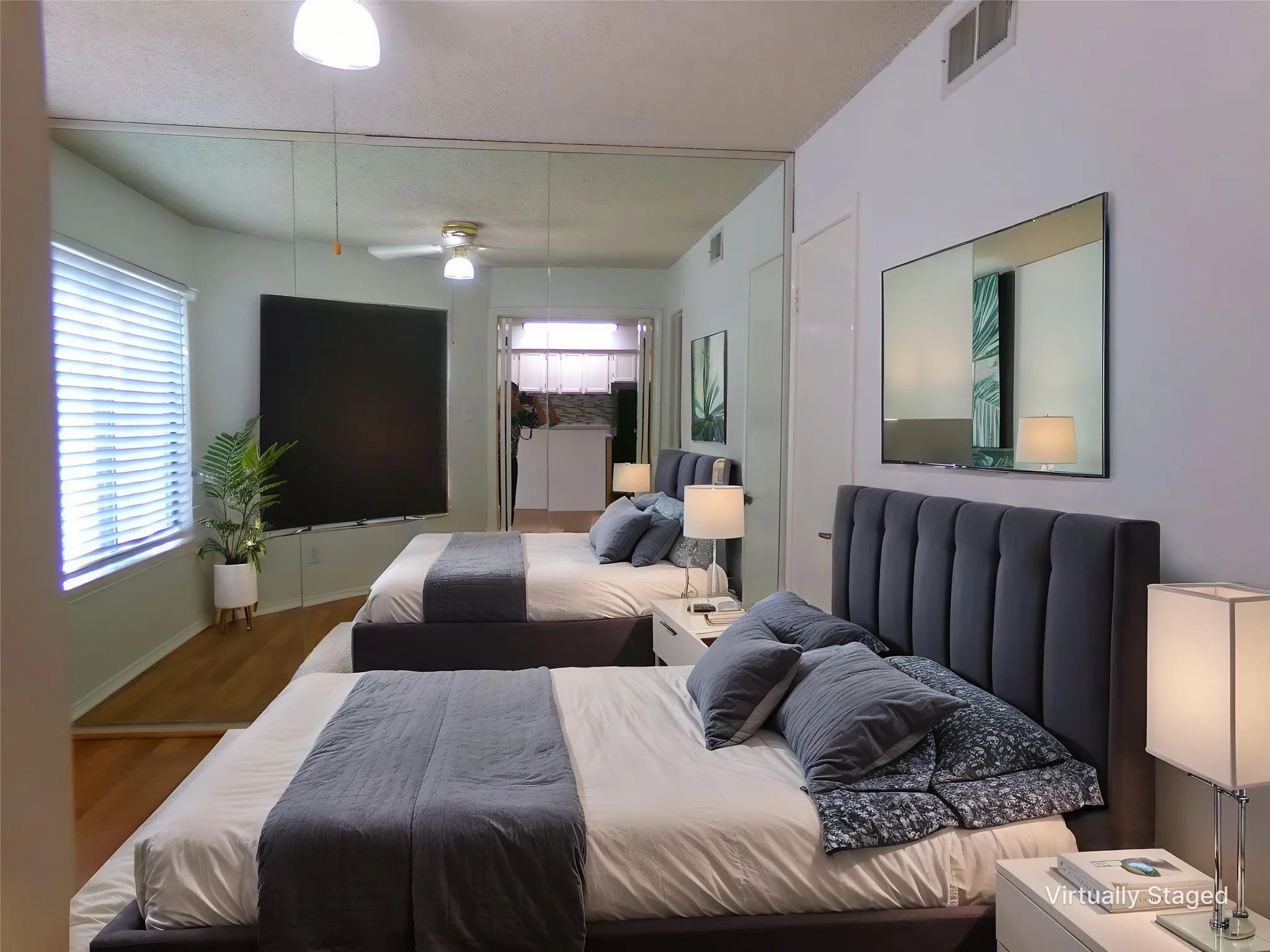 Condominium For Sale in Tarrant County , 2311 Basil Drive C304, Arlington, Texas 76006, 1 Bedroom, 1 Bathroom, Garage spaces, 486 Sqft, built in 1981, mls#21335870, Real Estate Agent in Arlington, Homes For Sale in Tarrant county, Homes For Sale in Arlington, Realtor in Arlington Texas, Real Estate Brokerage Independent Realty Texas, Luminita Cordes Realtor