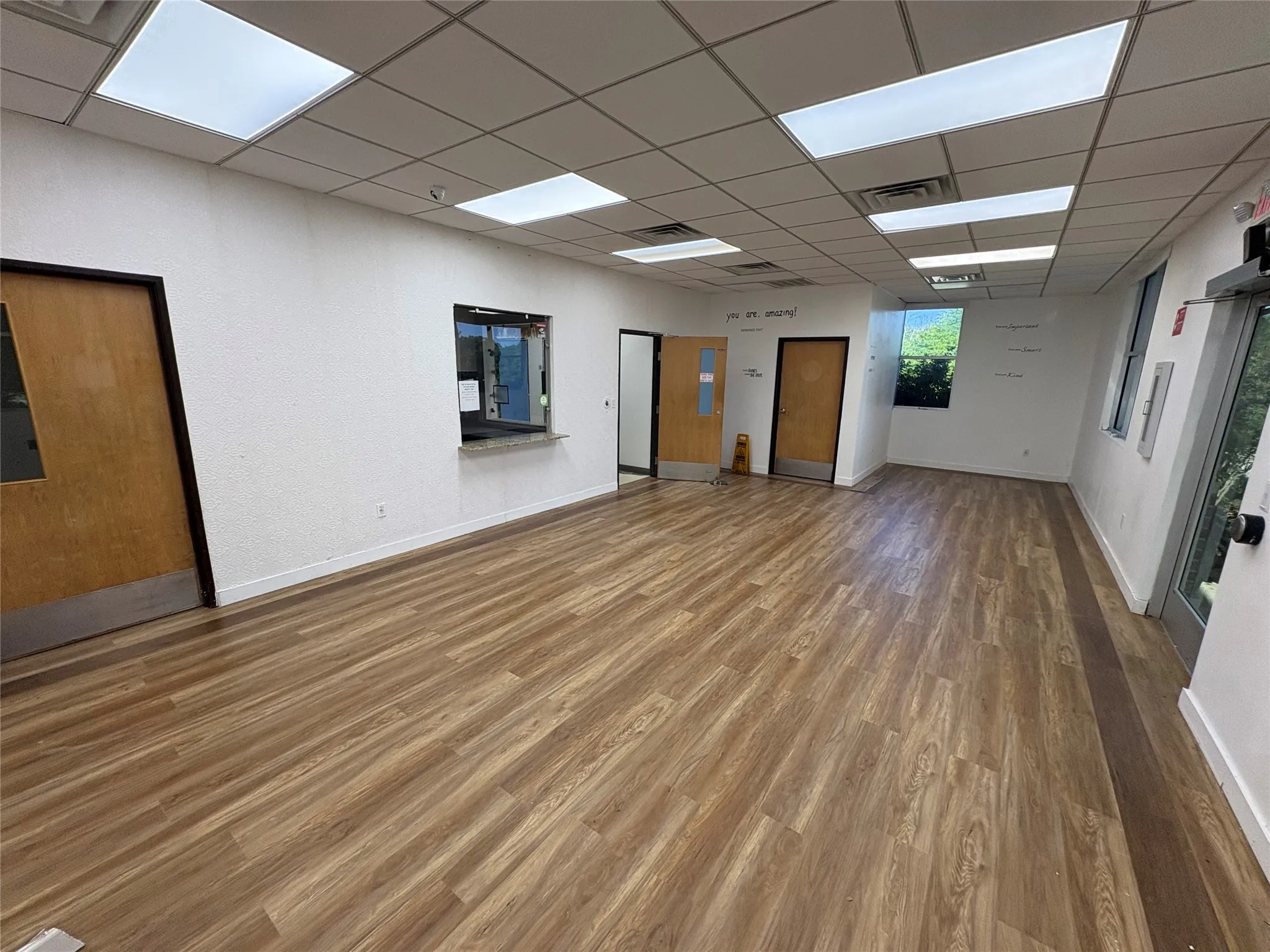 Office For Sale in Grayson County , 1220 Reba Macentire Lane, Denison, Texas 75020, 0, 0, Garage spaces, 8,050 Sqft, built in 2000, mls#21336964, Real Estate Agent in Denison, Homes For Sale in Grayson county, Homes For Sale in Denison, Realtor in Denison Texas, Real Estate Brokerage Independent Realty Texas, Luminita Cordes Realtor