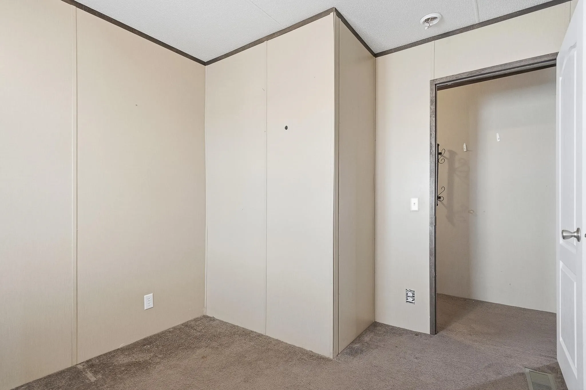 Manufactured Home For Rent in Taylor County , 438 Benjamin, Abilene, Texas 79605, 3 Bedroom, 2 Bathroom, Garage spaces, 1,216 Sqft, built in 2023, mls#21336997, Real Estate Agent in Abilene, Homes For Rent in Taylor county, Homes For Rent in Abilene, Realtor in Abilene Texas, Real Estate Brokerage Independent Realty Texas, Luminita Cordes Realtor