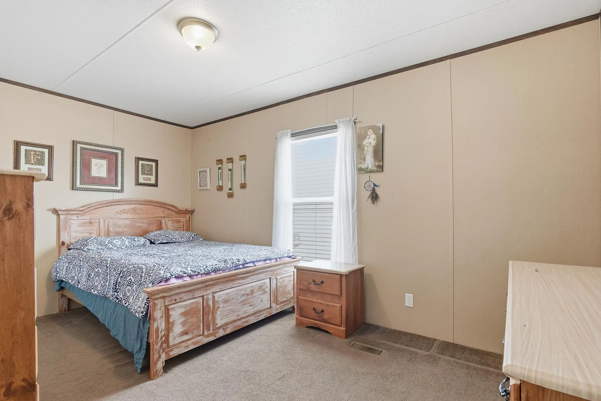Manufactured Home For Rent in Taylor County , 438 Benjamin, Abilene, Texas 79605, 3 Bedroom, 2 Bathroom, Garage spaces, 1,216 Sqft, built in 2023, mls#21336997, Real Estate Agent in Abilene, Homes For Rent in Taylor county, Homes For Rent in Abilene, Realtor in Abilene Texas, Real Estate Brokerage Independent Realty Texas, Luminita Cordes Realtor
