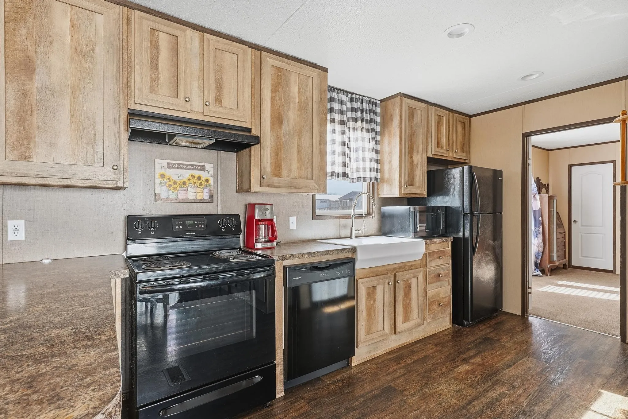 Manufactured Home For Rent in Taylor County , 438 Benjamin, Abilene, Texas 79605, 3 Bedroom, 2 Bathroom, Garage spaces, 1,216 Sqft, built in 2023, mls#21336997, Real Estate Agent in Abilene, Homes For Rent in Taylor county, Homes For Rent in Abilene, Realtor in Abilene Texas, Real Estate Brokerage Independent Realty Texas, Luminita Cordes Realtor