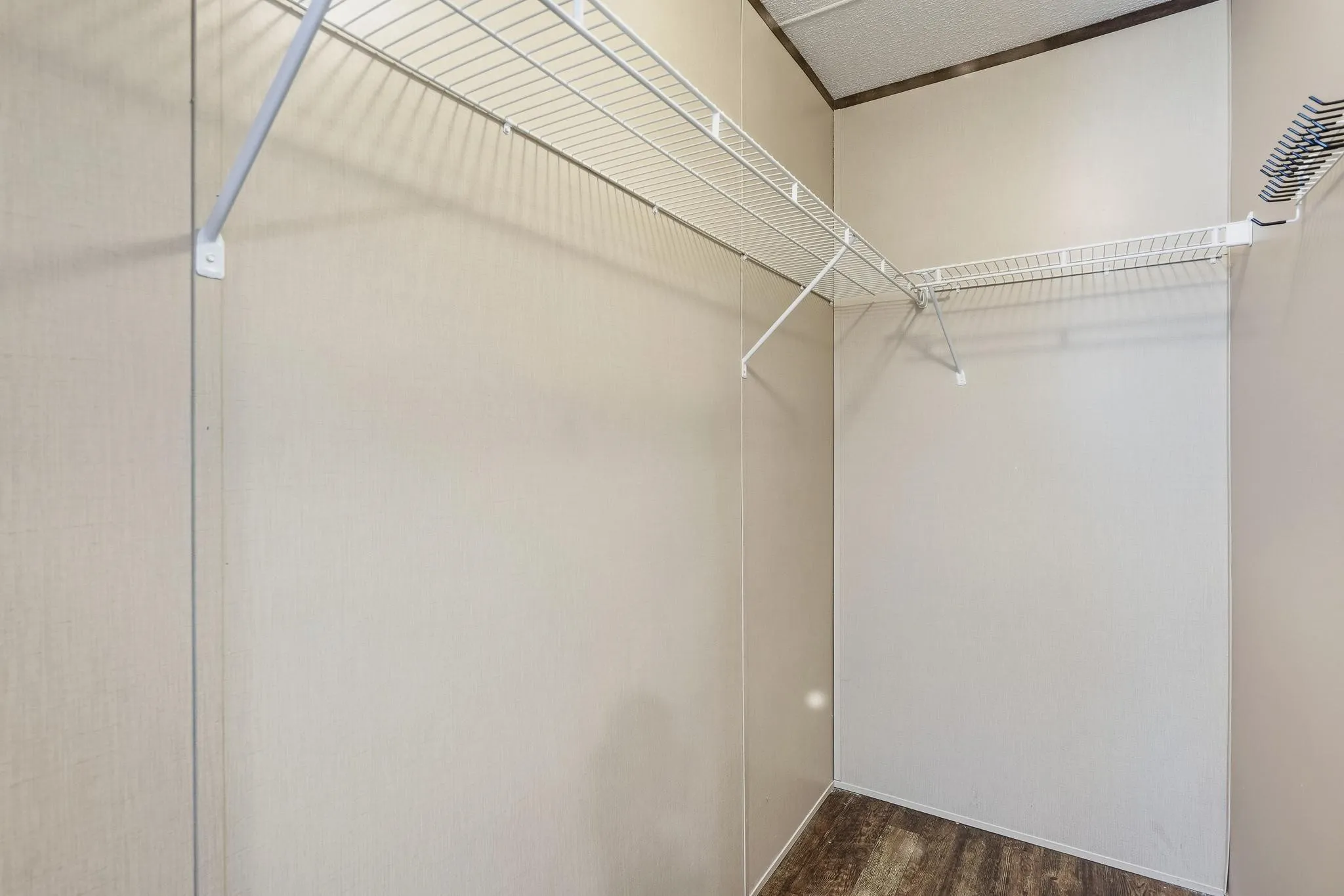 Manufactured Home For Rent in Taylor County , 438 Benjamin, Abilene, Texas 79605, 3 Bedroom, 2 Bathroom, Garage spaces, 1,216 Sqft, built in 2023, mls#21336997, Real Estate Agent in Abilene, Homes For Rent in Taylor county, Homes For Rent in Abilene, Realtor in Abilene Texas, Real Estate Brokerage Independent Realty Texas, Luminita Cordes Realtor