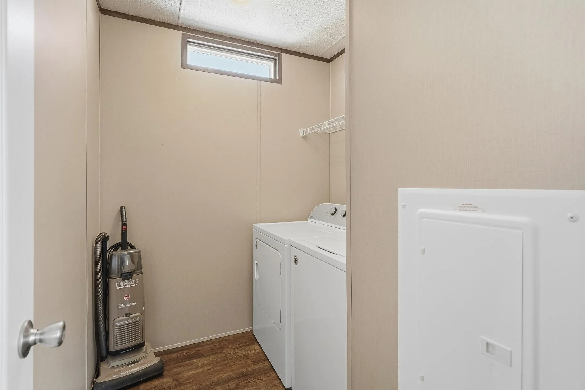 Manufactured Home For Rent in Taylor County , 438 Benjamin, Abilene, Texas 79605, 3 Bedroom, 2 Bathroom, Garage spaces, 1,216 Sqft, built in 2023, mls#21336997, Real Estate Agent in Abilene, Homes For Rent in Taylor county, Homes For Rent in Abilene, Realtor in Abilene Texas, Real Estate Brokerage Independent Realty Texas, Luminita Cordes Realtor