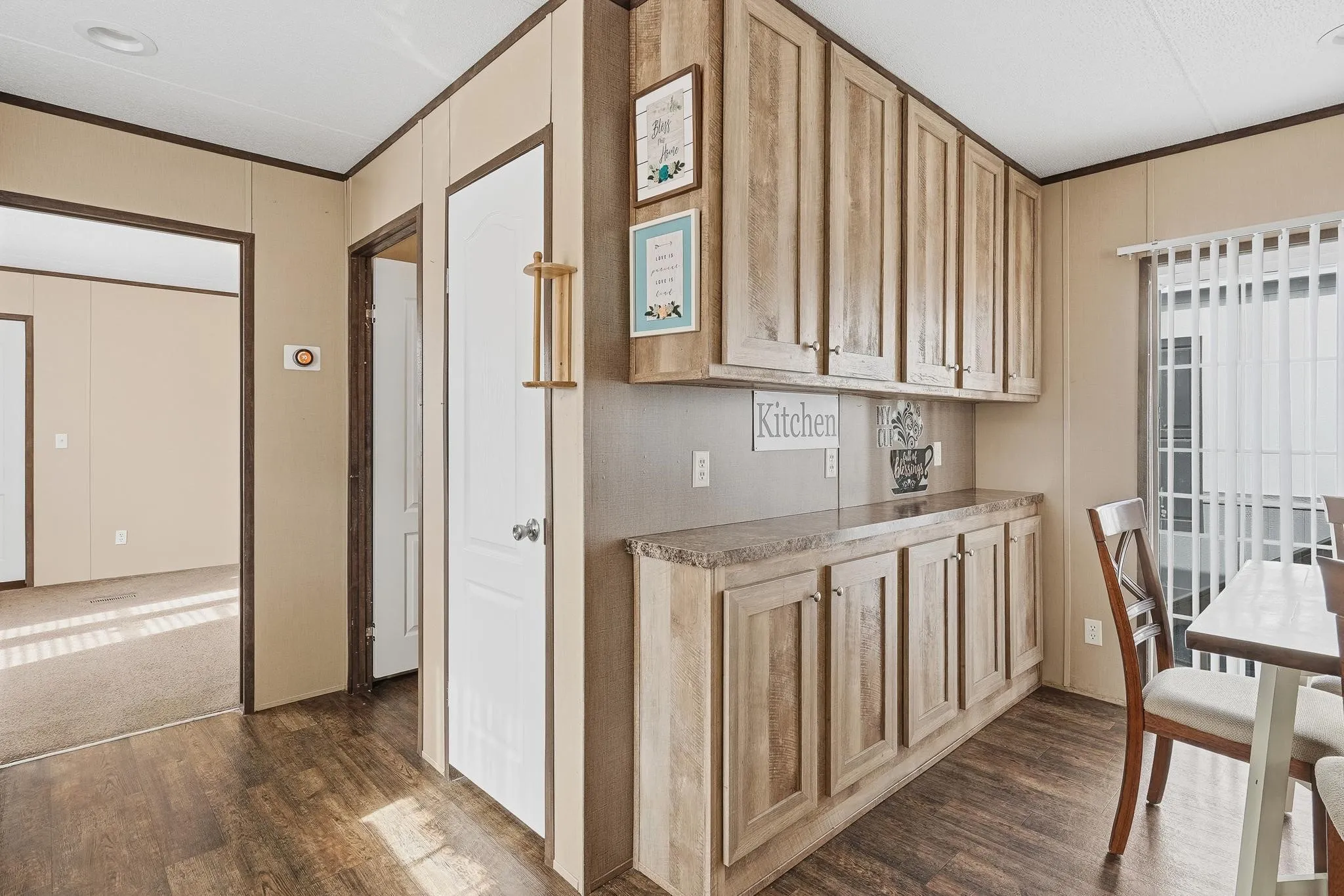 Manufactured Home For Rent in Taylor County , 438 Benjamin, Abilene, Texas 79605, 3 Bedroom, 2 Bathroom, Garage spaces, 1,216 Sqft, built in 2023, mls#21336997, Real Estate Agent in Abilene, Homes For Rent in Taylor county, Homes For Rent in Abilene, Realtor in Abilene Texas, Real Estate Brokerage Independent Realty Texas, Luminita Cordes Realtor