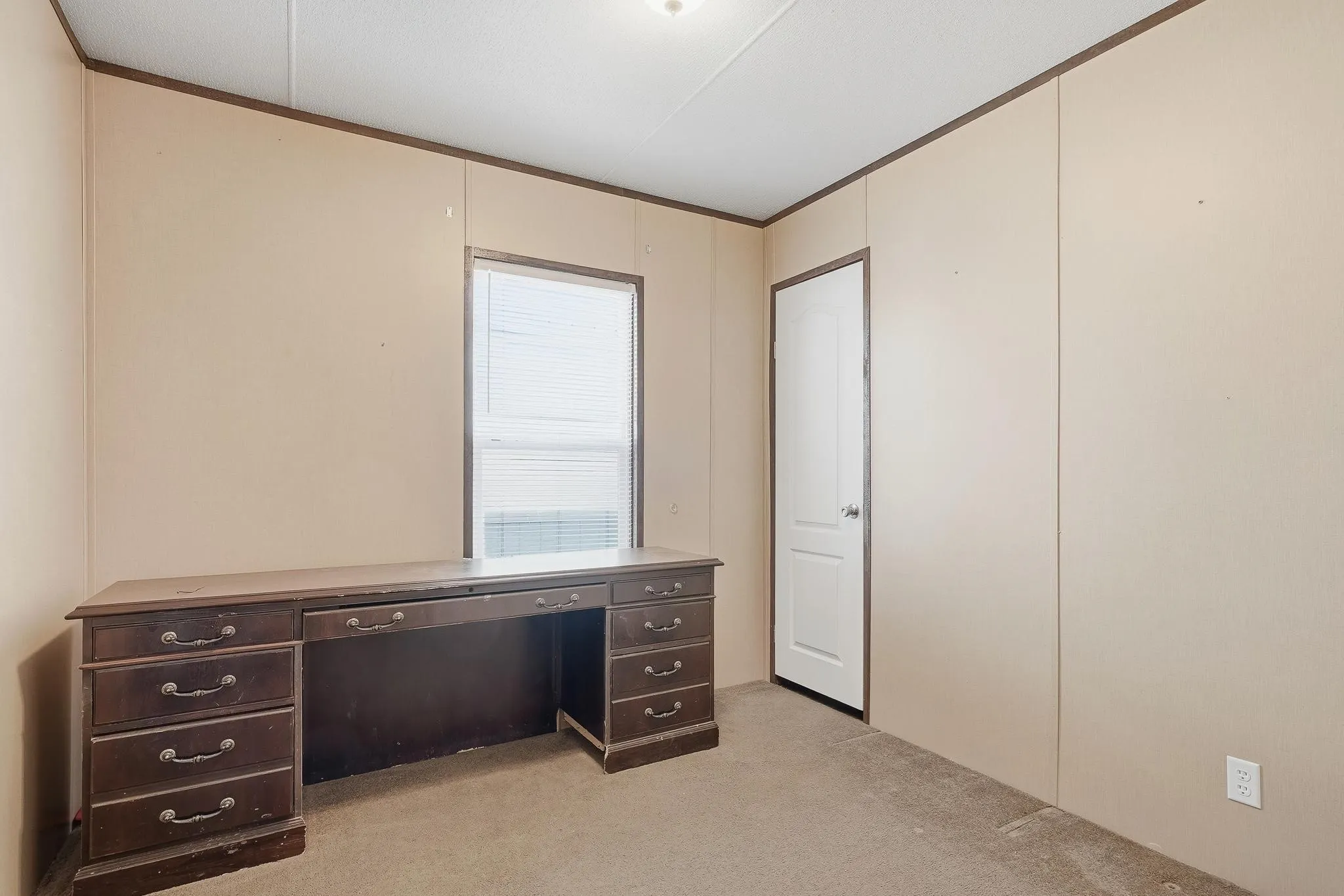 Manufactured Home For Rent in Taylor County , 438 Benjamin, Abilene, Texas 79605, 3 Bedroom, 2 Bathroom, Garage spaces, 1,216 Sqft, built in 2023, mls#21336997, Real Estate Agent in Abilene, Homes For Rent in Taylor county, Homes For Rent in Abilene, Realtor in Abilene Texas, Real Estate Brokerage Independent Realty Texas, Luminita Cordes Realtor
