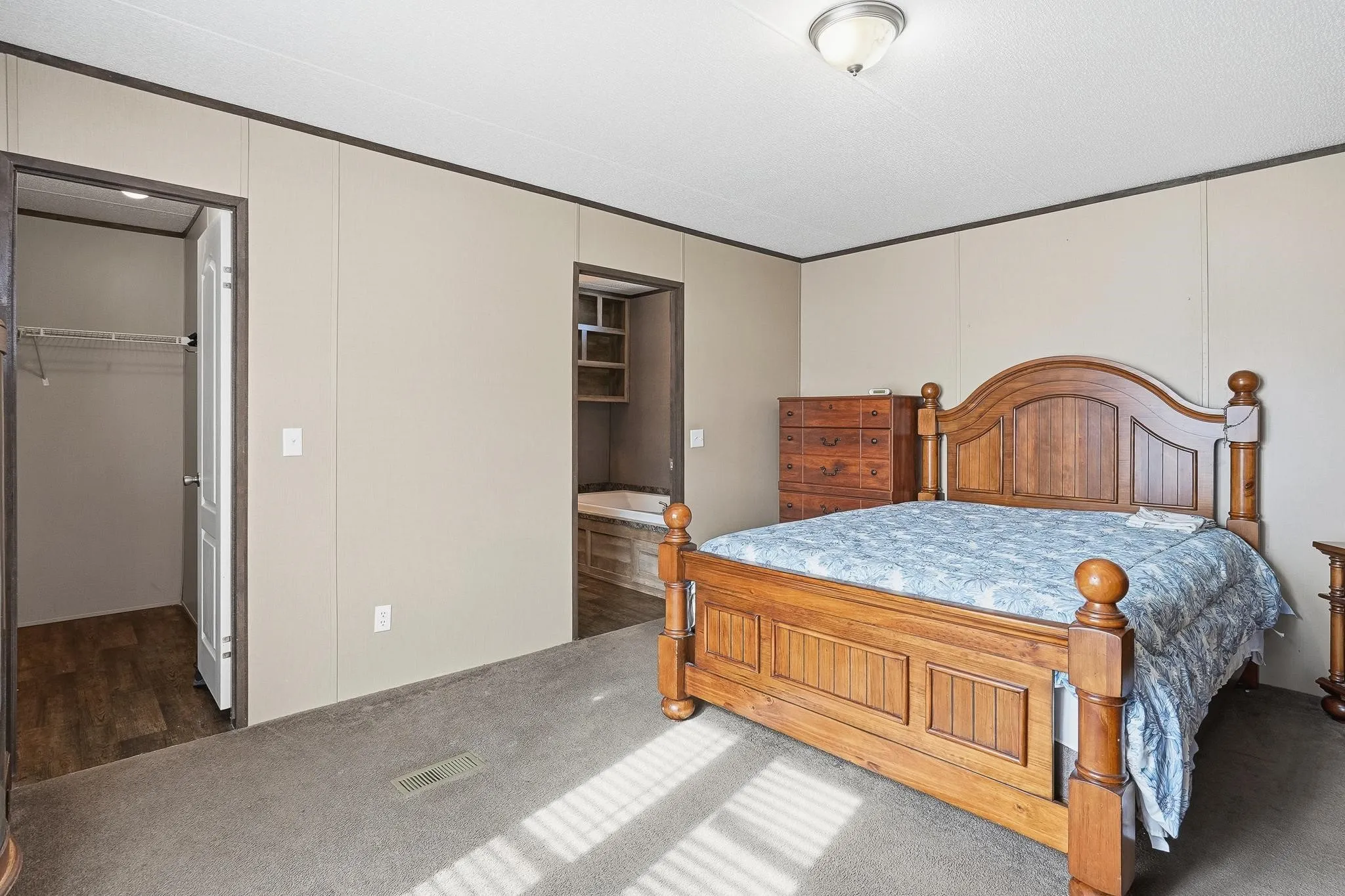 Manufactured Home For Rent in Taylor County , 438 Benjamin, Abilene, Texas 79605, 3 Bedroom, 2 Bathroom, Garage spaces, 1,216 Sqft, built in 2023, mls#21336997, Real Estate Agent in Abilene, Homes For Rent in Taylor county, Homes For Rent in Abilene, Realtor in Abilene Texas, Real Estate Brokerage Independent Realty Texas, Luminita Cordes Realtor