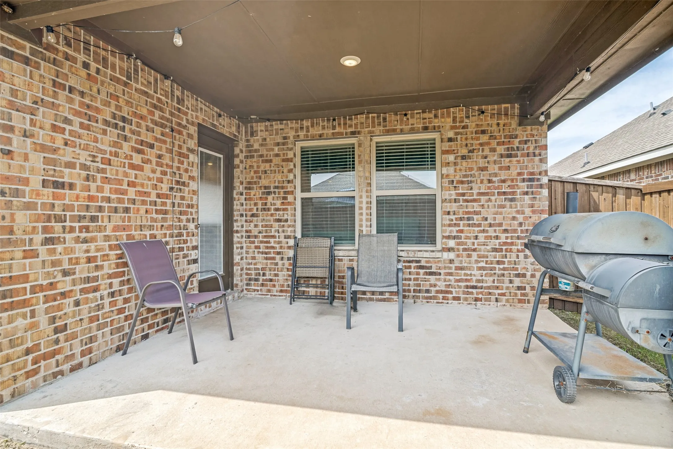 Single Family Residence For Sale in Kaufman County , 3413 Perman Drive, Mesquite, Texas 75126, 4 Bedroom, 2 Bathroom, 2 Garage spaces, 1,775 Sqft, built in 2022, mls#21336184, Real Estate Agent in Mesquite, Homes For Sale in Kaufman county, Homes For Sale in Mesquite, Realtor in Mesquite Texas, Real Estate Brokerage Independent Realty Texas, Luminita Cordes Realtor