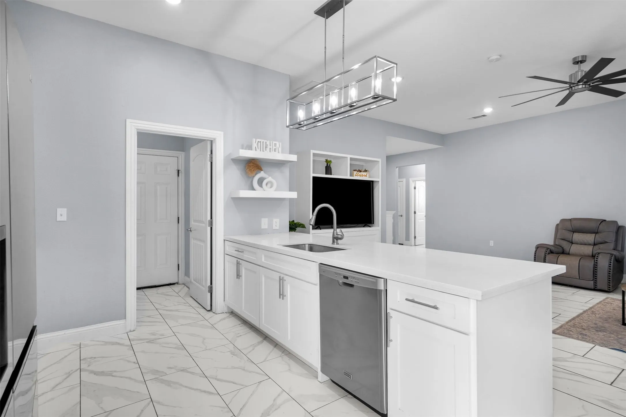 Single Family Residence For Sale in Dallas County , 339 S Stewart Avenue, Lancaster, Texas 75146, 4 Bedroom, 2 Bathroom, 2 Garage spaces, 1,986 Sqft, built in 2020, mls#21336713, Real Estate Agent in Lancaster, Homes For Sale in Dallas county, Homes For Sale in Lancaster, Realtor in Lancaster Texas, Real Estate Brokerage Independent Realty Texas, Luminita Cordes Realtor