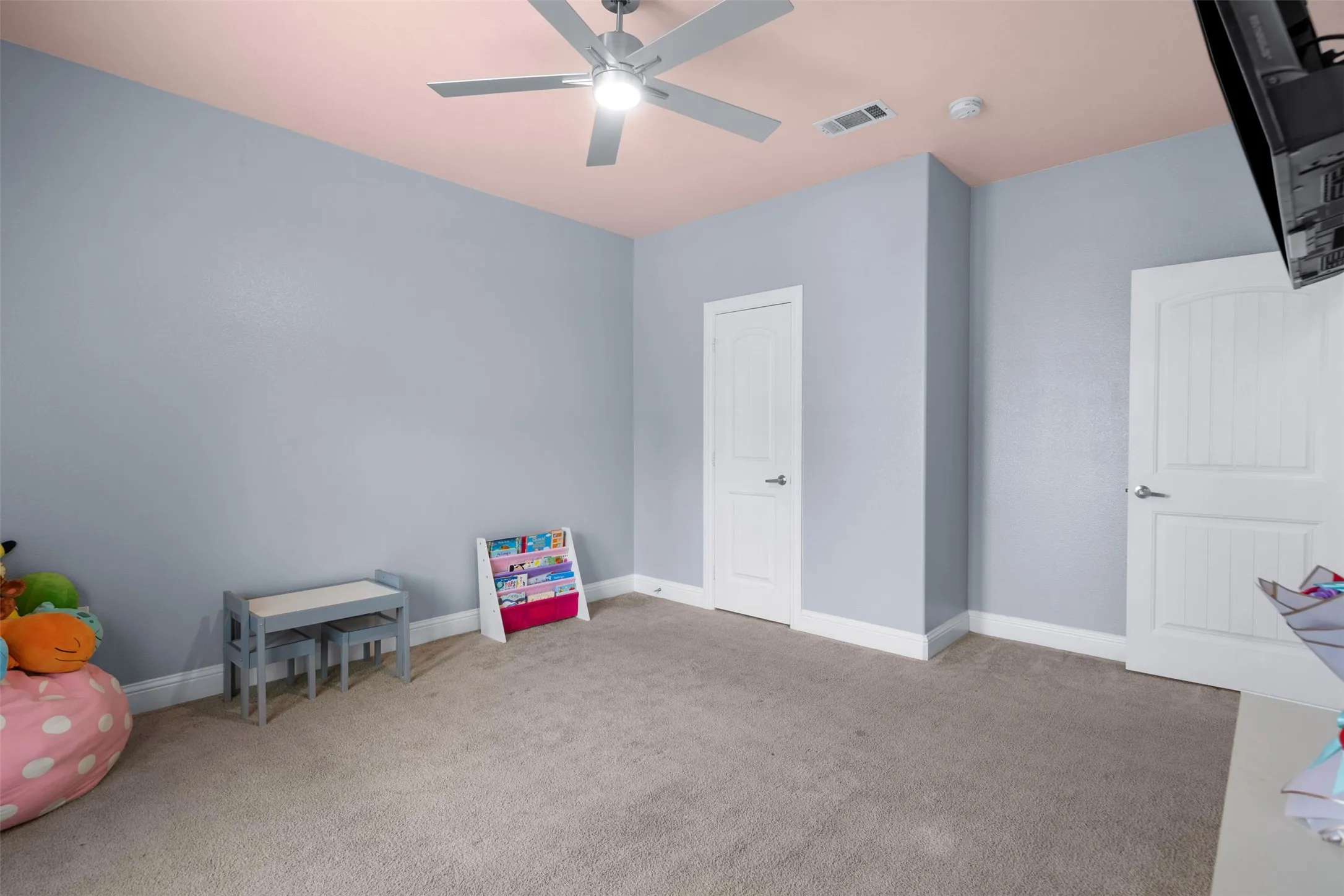 Single Family Residence For Sale in Dallas County , 339 S Stewart Avenue, Lancaster, Texas 75146, 4 Bedroom, 2 Bathroom, 2 Garage spaces, 1,986 Sqft, built in 2020, mls#21336713, Real Estate Agent in Lancaster, Homes For Sale in Dallas county, Homes For Sale in Lancaster, Realtor in Lancaster Texas, Real Estate Brokerage Independent Realty Texas, Luminita Cordes Realtor