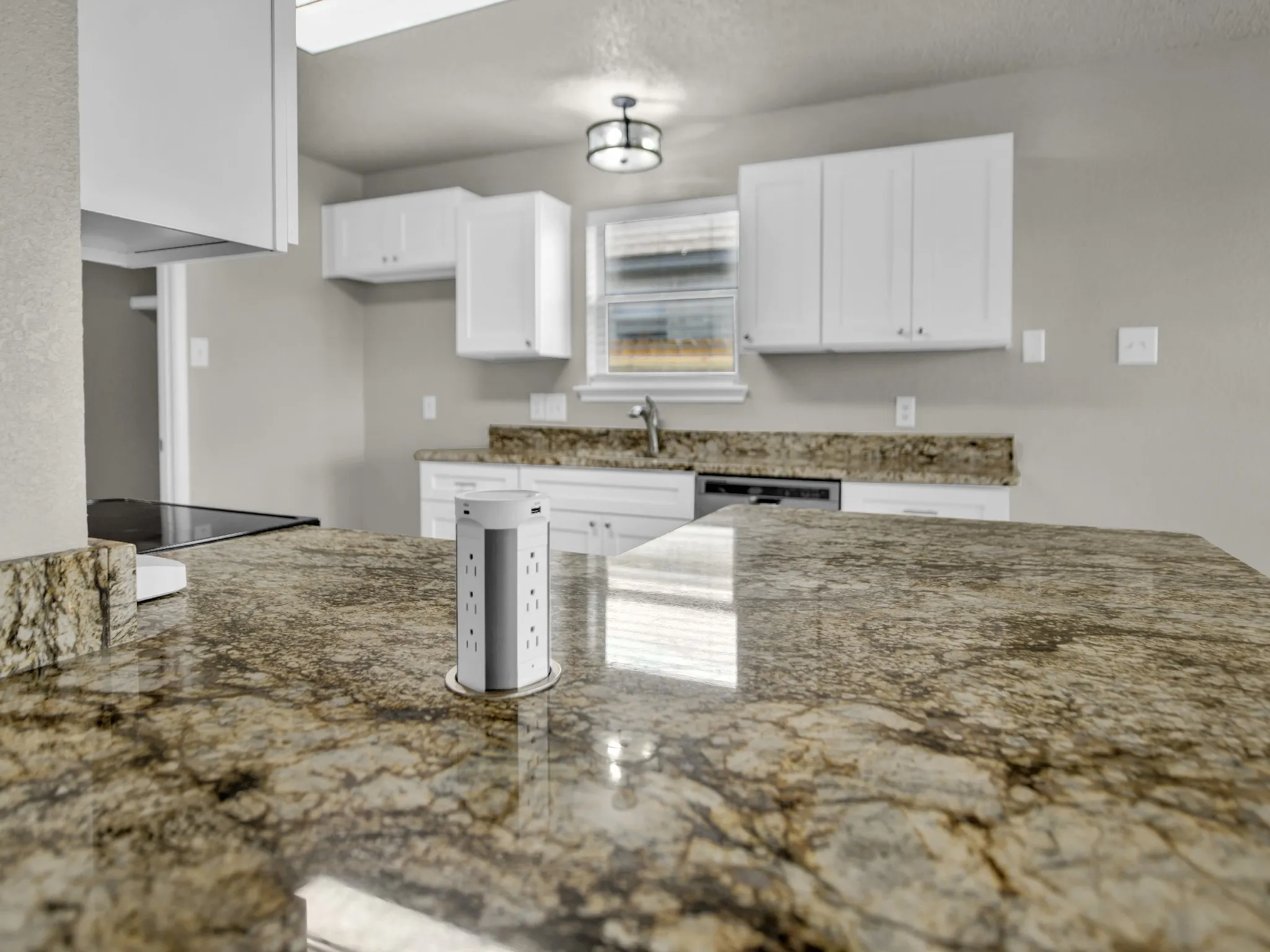 Single Family Residence For Sale in Tarrant County , 617 Oak View Court, Azle, Texas 76020, 4 Bedroom, 3 Bathroom, 2 Garage spaces, 1,988 Sqft, built in 1999, mls#21331080, Real Estate Agent in Azle, Homes For Sale in Tarrant county, Homes For Sale in Azle, Realtor in Azle Texas, Real Estate Brokerage Independent Realty Texas, Luminita Cordes Realtor