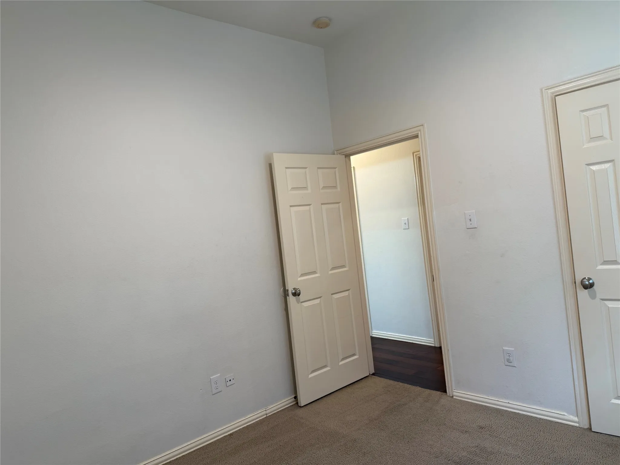 Single Family Residence For Rent in Denton County , 13401 Roadster Drive, Frisco, Texas 75033, 4 Bedroom, 2 Bathroom, 2 Garage spaces, 2,168 Sqft, built in 2003, mls#21337107, Real Estate Agent in Frisco, Homes For Rent in Denton county, Homes For Rent in Frisco, Realtor in Frisco Texas, Real Estate Brokerage Independent Realty Texas, Luminita Cordes Realtor