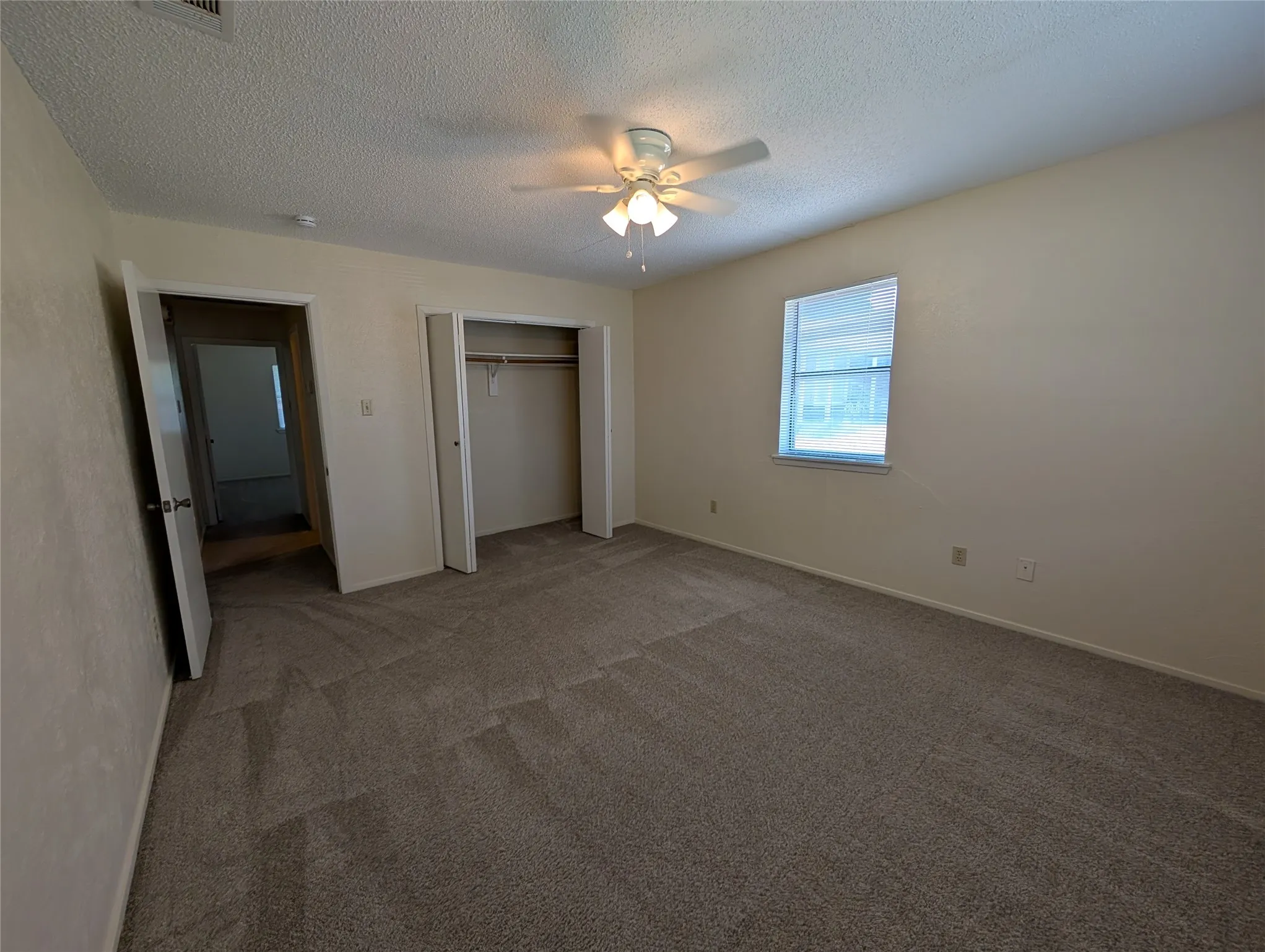 Duplex For Rent in Collin County , 604 E Oak Street B, Wylie, Texas 75098, 2 Bedroom, 2 Bathroom, Garage spaces, 1,160 Sqft, built in 1983, mls#21334655, Real Estate Agent in Wylie, Homes For Rent in Collin county, Homes For Rent in Wylie, Realtor in Wylie Texas, Real Estate Brokerage Independent Realty Texas, Luminita Cordes Realtor